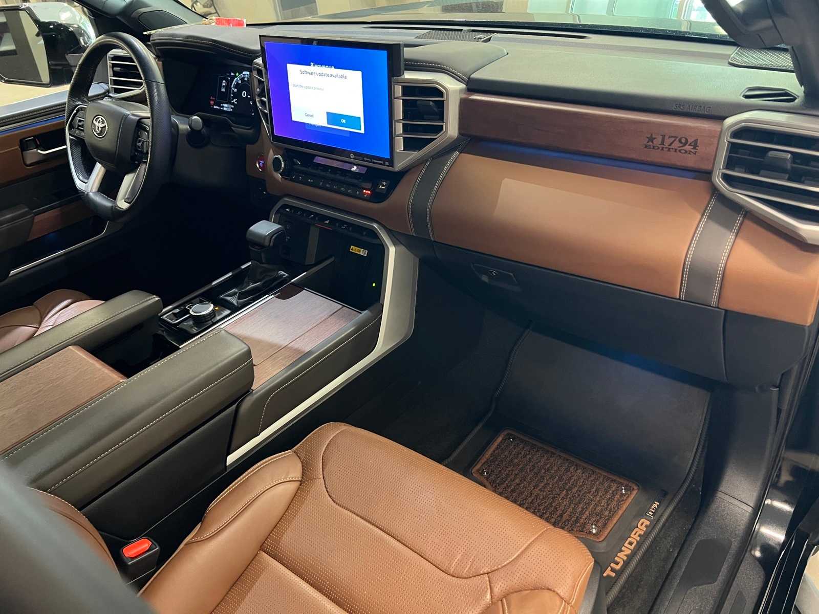 Thumbnail: 2024 Toyota Tundra - 15