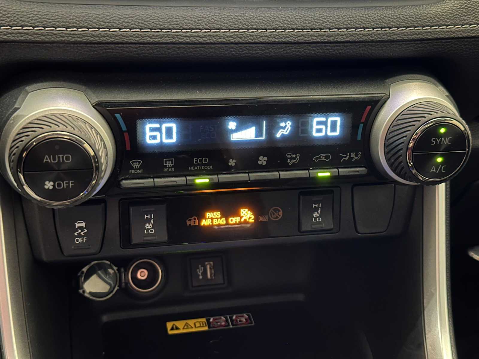 Thumbnail: 2025 Toyota RAV4 - 15