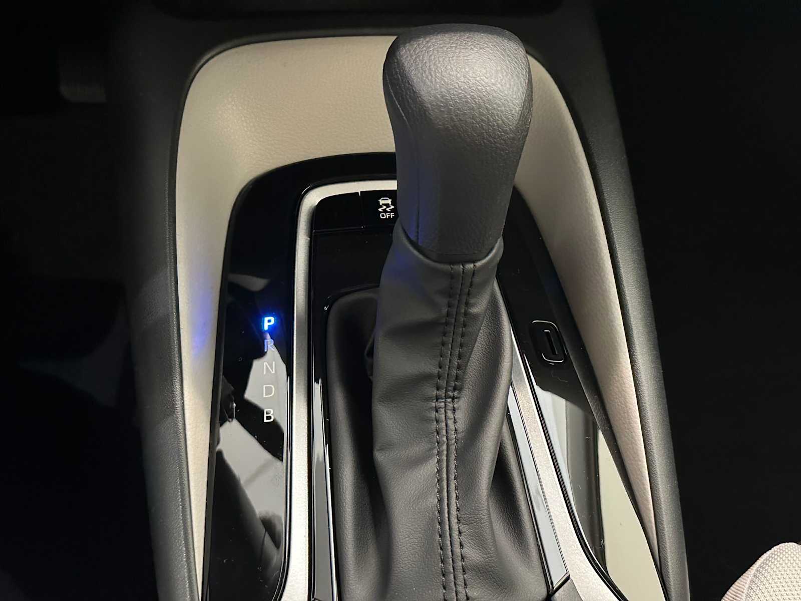 Thumbnail: 2026 Toyota Corolla - 16