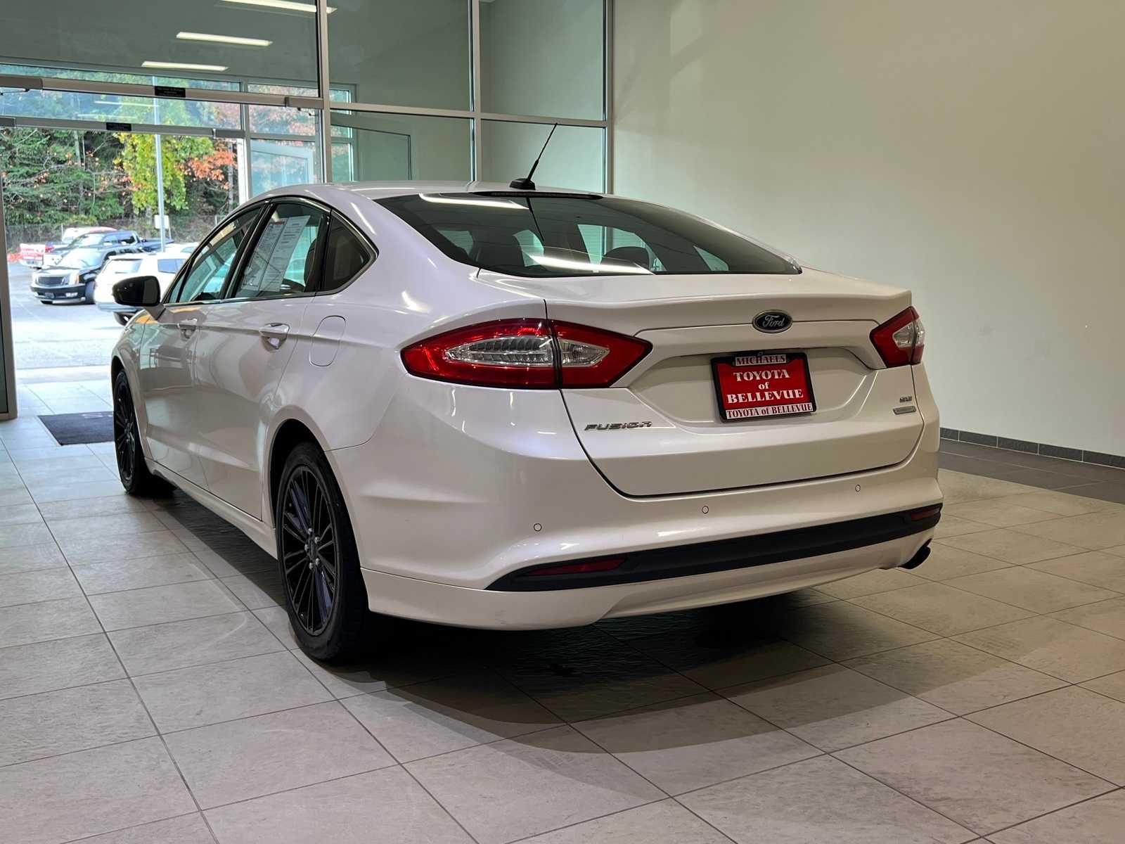 Thumbnail: 2014 Ford Fusion - 4