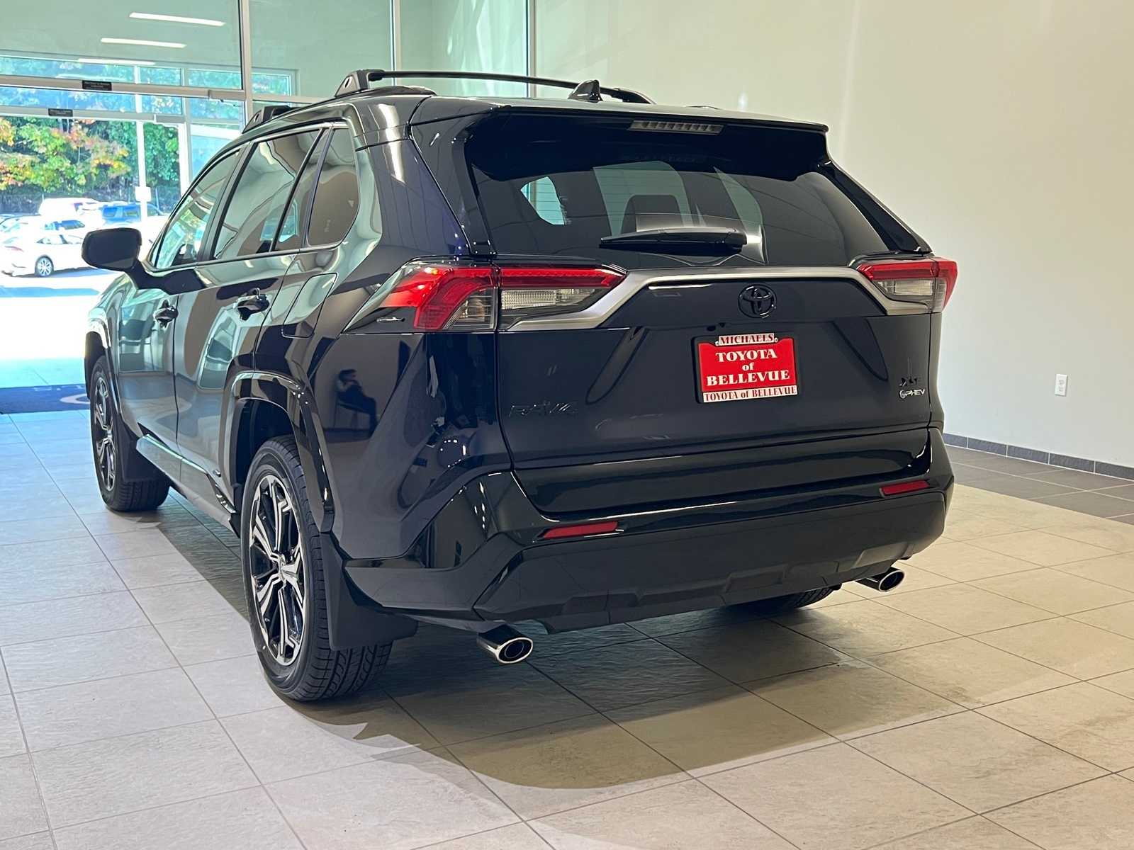 Thumbnail: 2025 Toyota RAV4 - 4