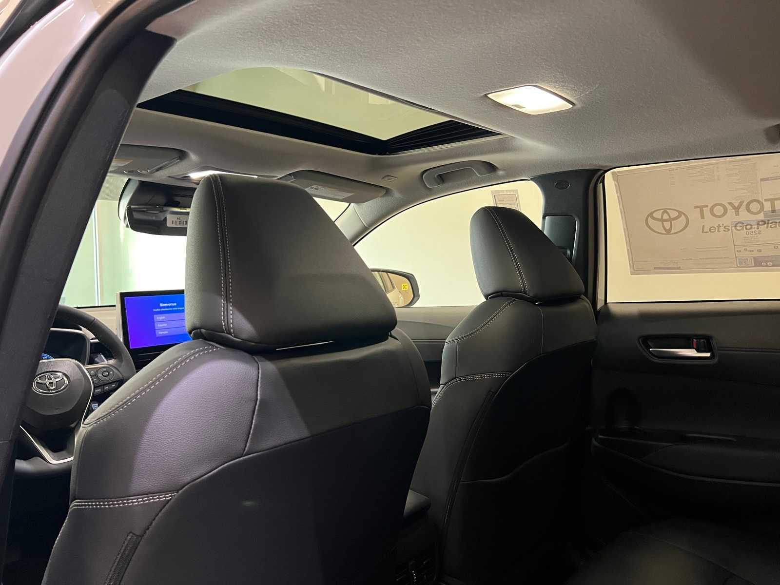 Thumbnail: 2026 Toyota Corolla Cross - 12