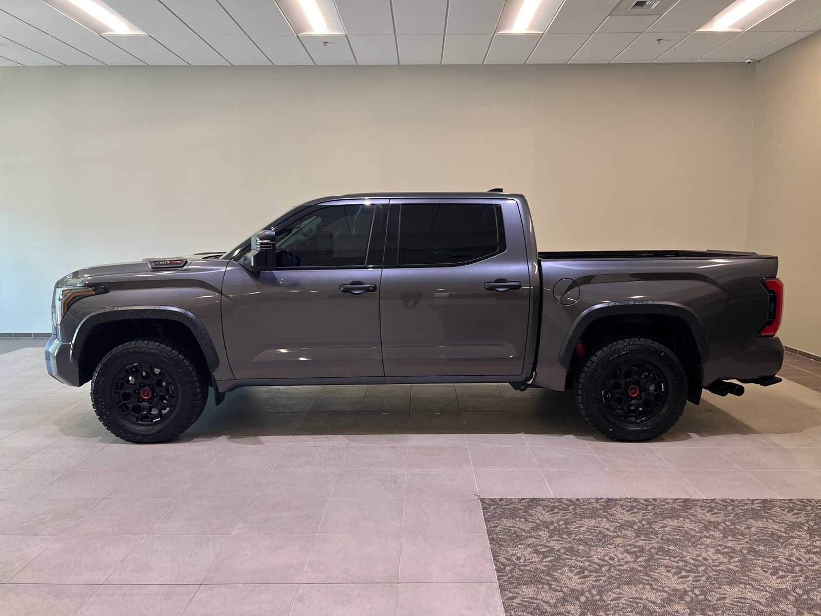 Thumbnail: 2023 Toyota Tundra - 3