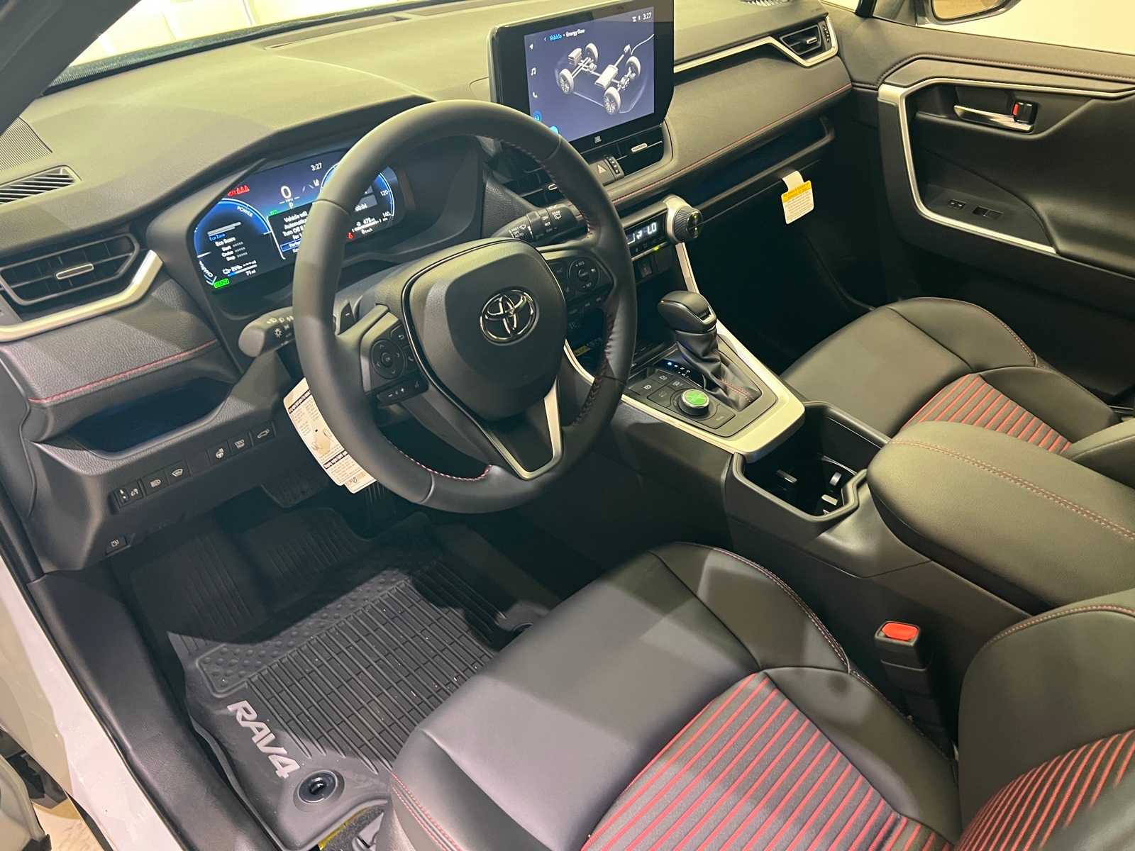 Thumbnail: 2025 Toyota RAV4 - 2