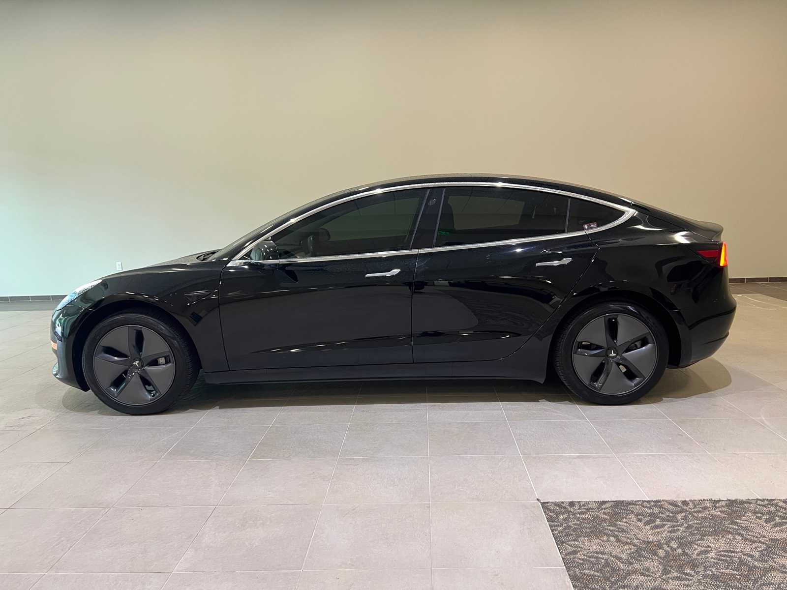 Thumbnail: 2018 Tesla Model 3 - 3