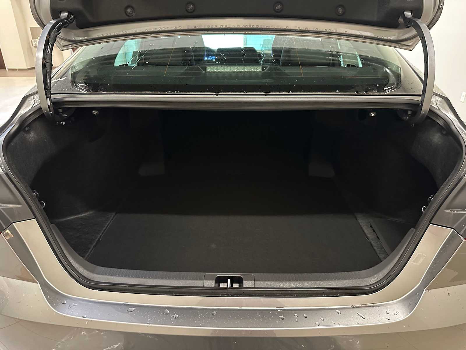 Thumbnail: 2026 Toyota Camry - 31