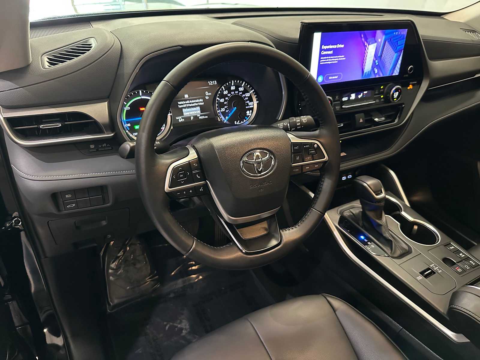 Thumbnail: 2024 Toyota Highlander - 2