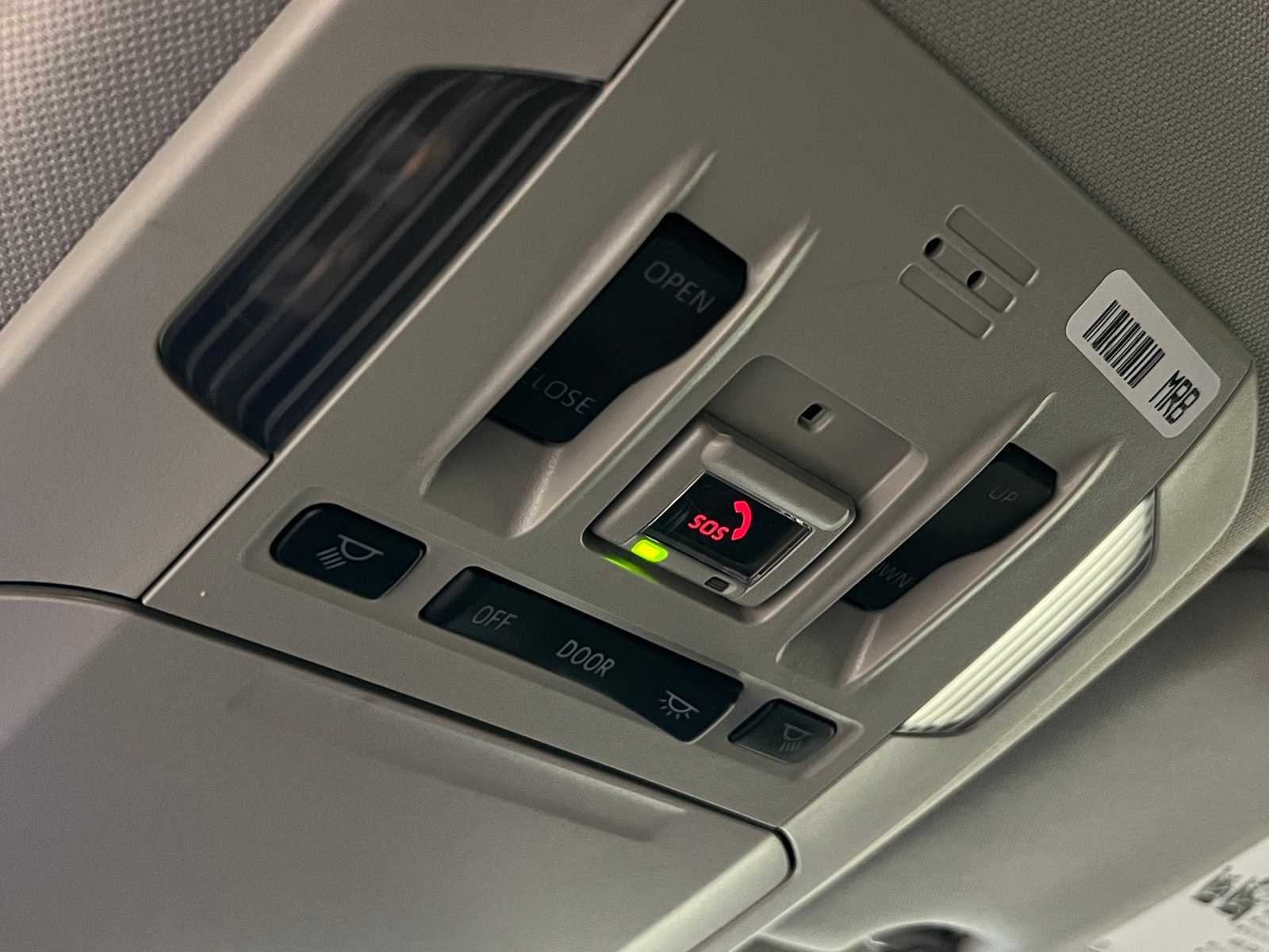 Thumbnail: 2022 Toyota Highlander - 29