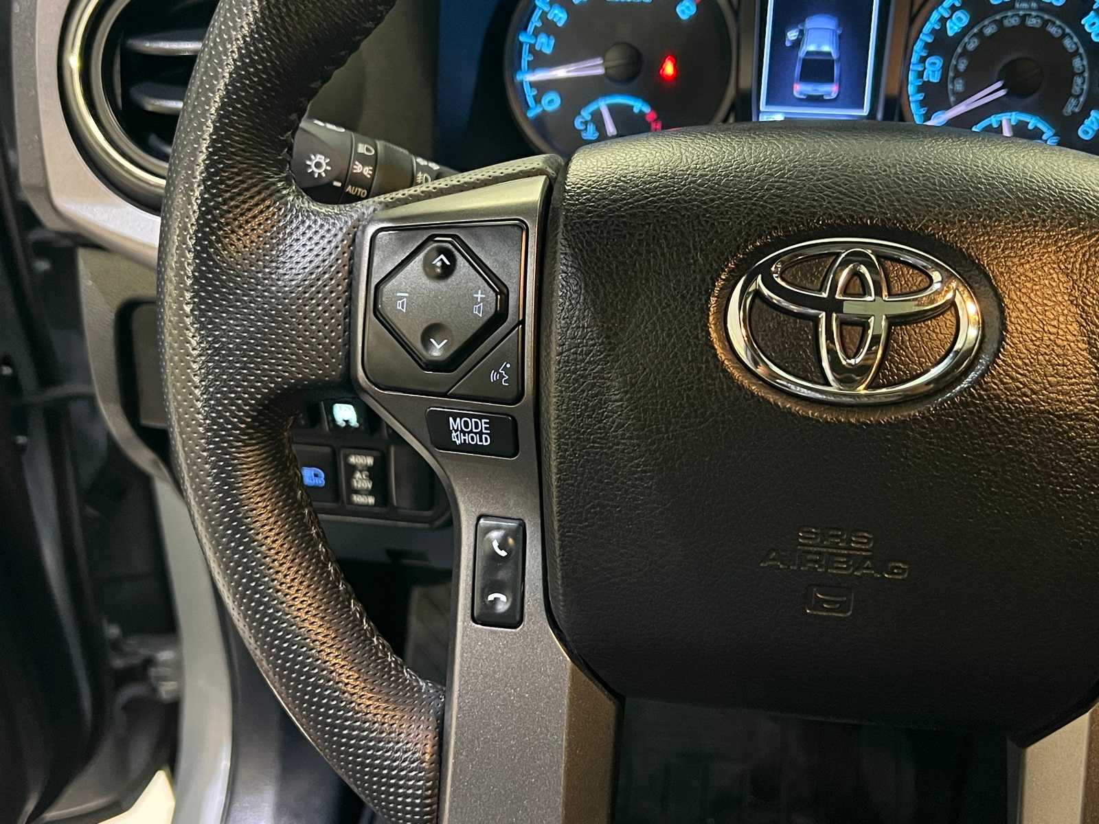 Thumbnail: 2020 Toyota Tacoma - 22