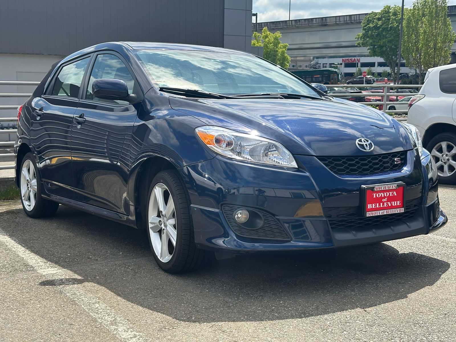 Thumbnail: 2009 Toyota Matrix - 3