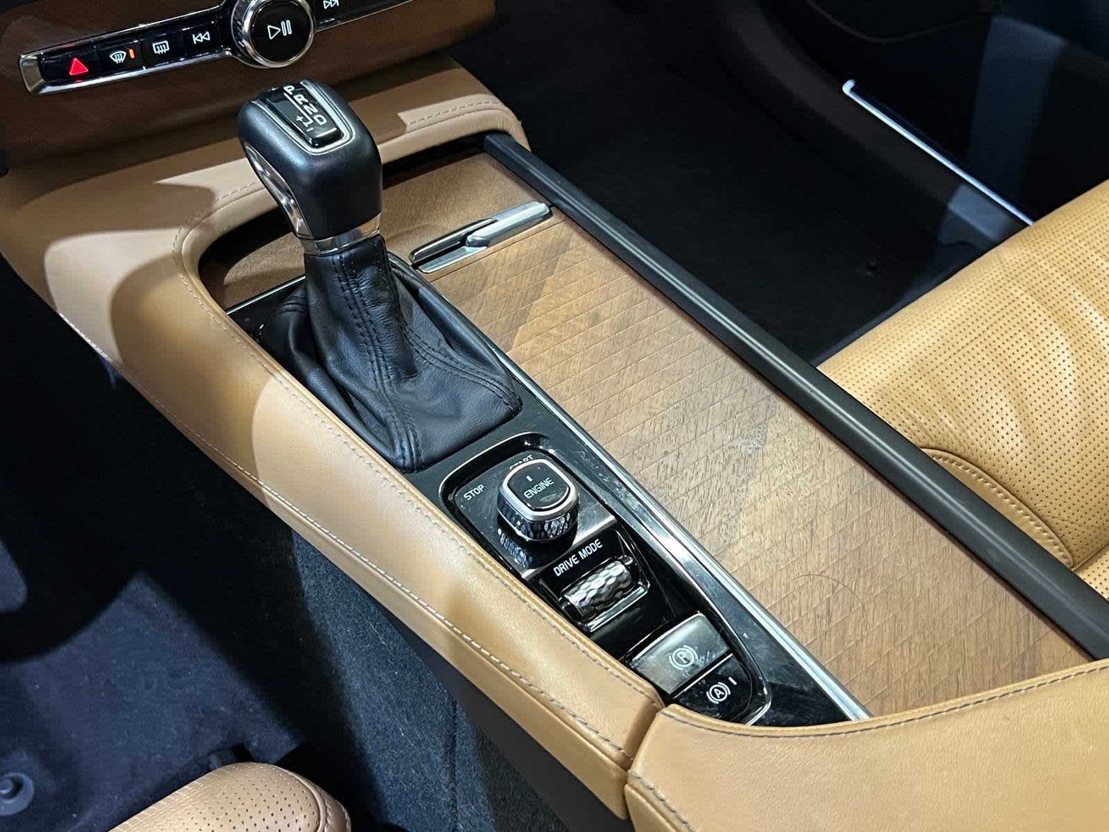 Thumbnail: 2017 Volvo XC90 - 22