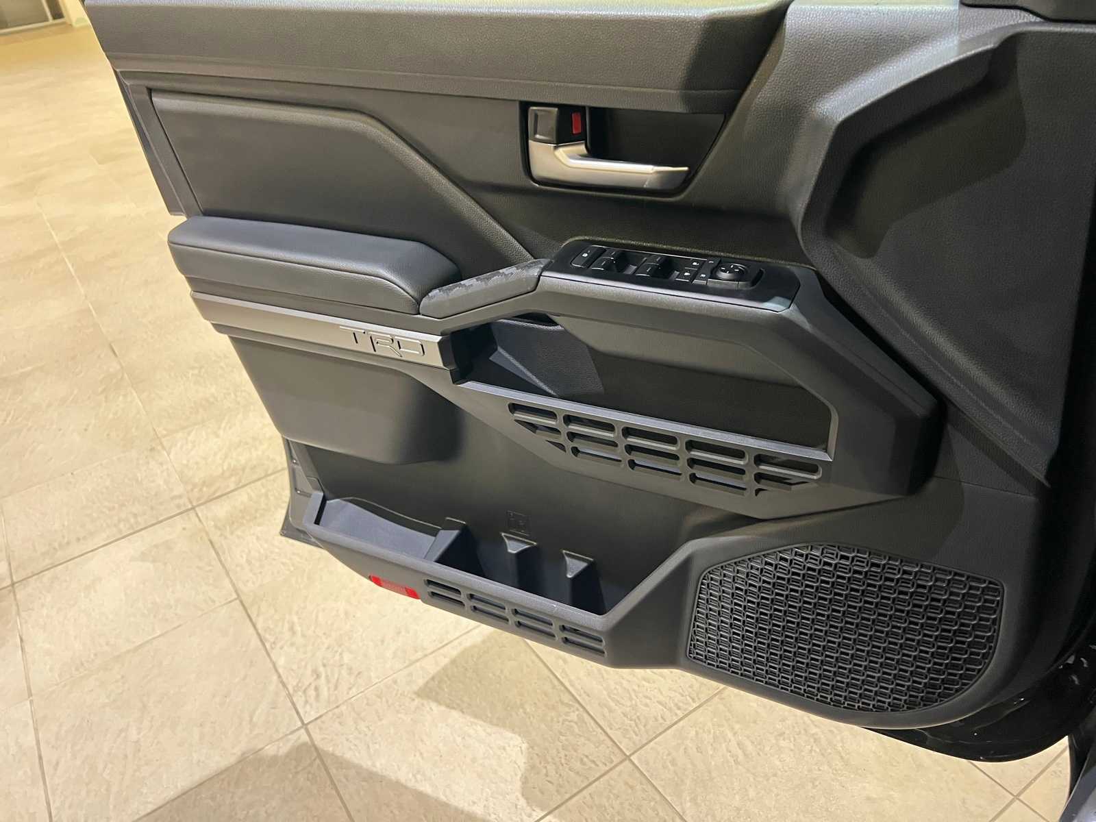 Thumbnail: 2025 Toyota Tacoma - 17