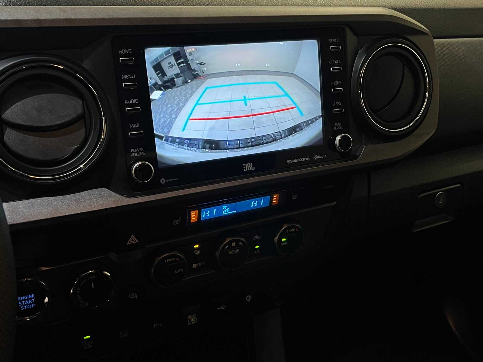 Thumbnail: 2020 Toyota Tacoma - 26