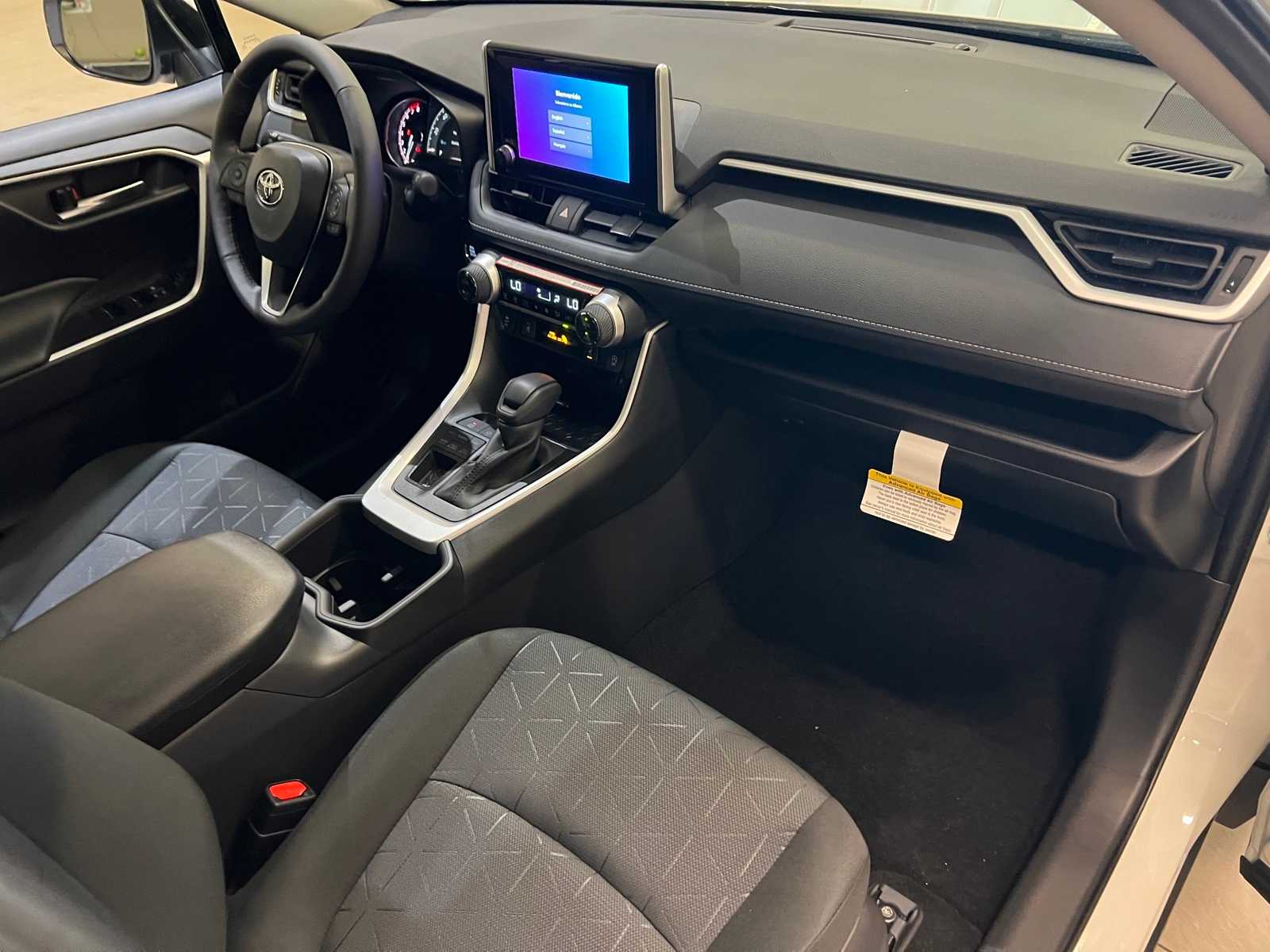 Thumbnail: 2025 Toyota RAV4 - 15