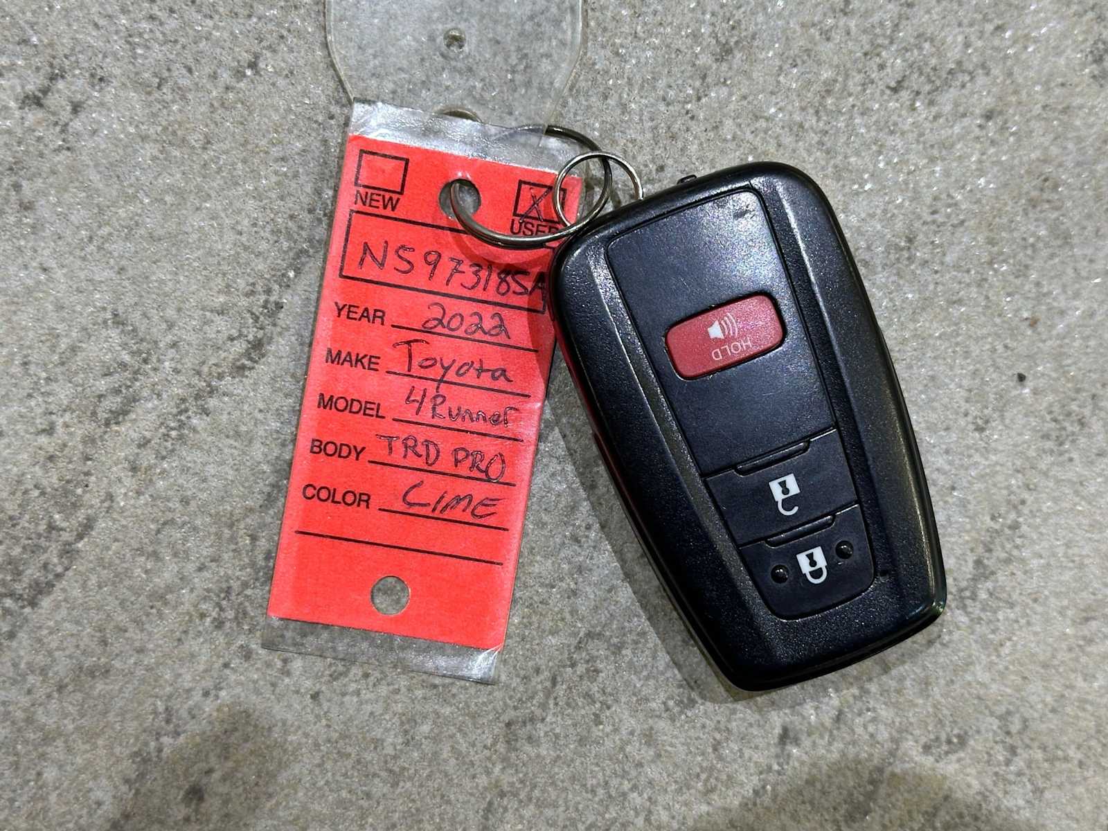 Thumbnail: 2022 Toyota 4Runner - 35