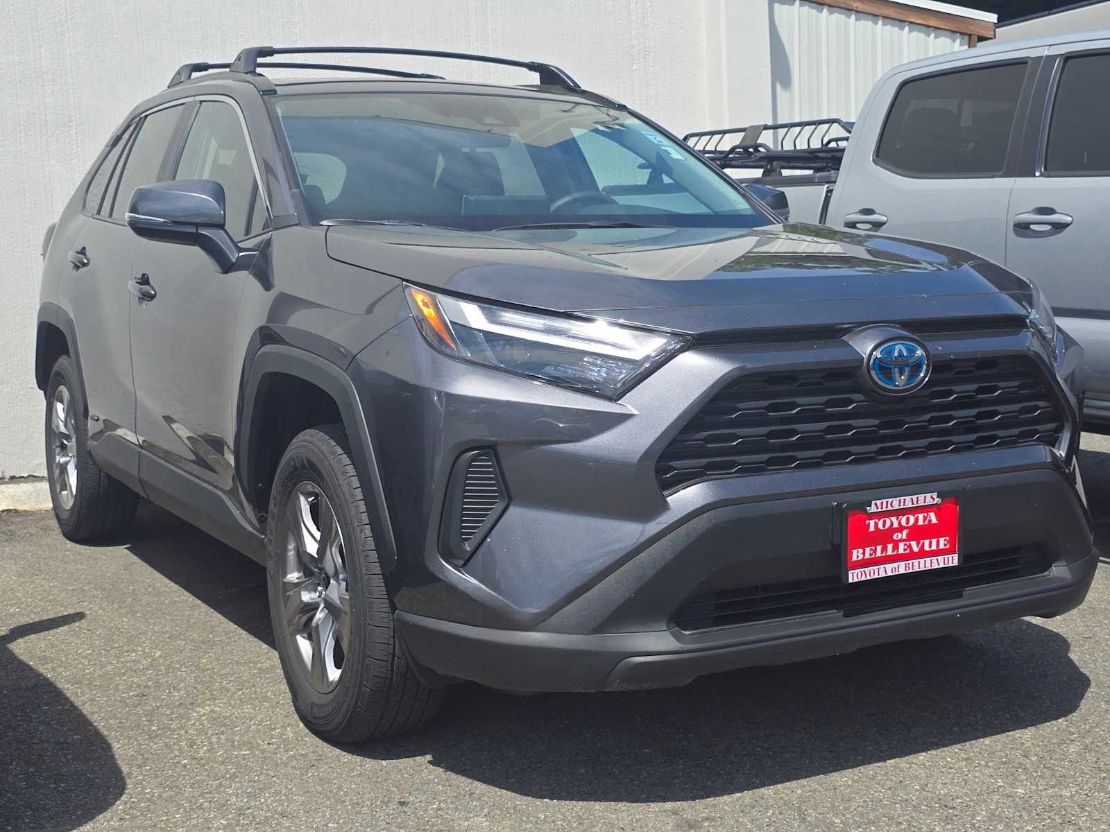 Thumbnail: 2022 Toyota RAV4 - 3