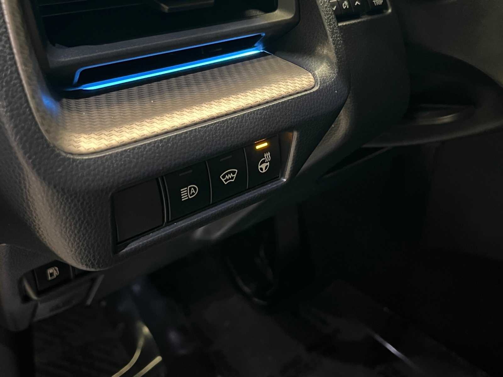 Thumbnail: 2024 Toyota Prius - 16