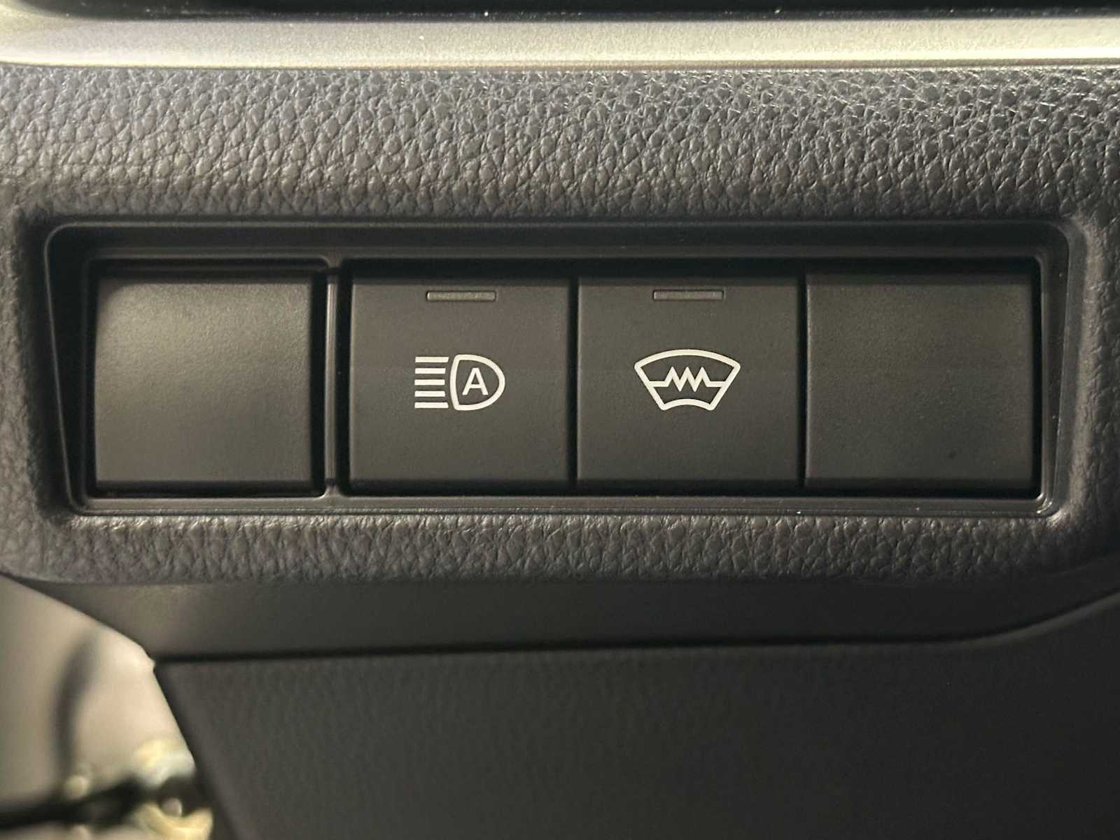 Thumbnail: 2024 Toyota Prius - 18