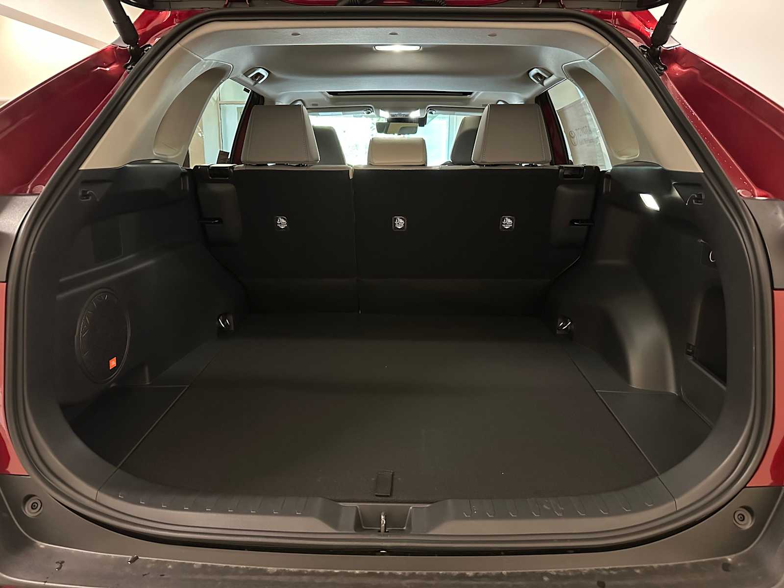 Thumbnail: 2025 Toyota RAV4 - 30