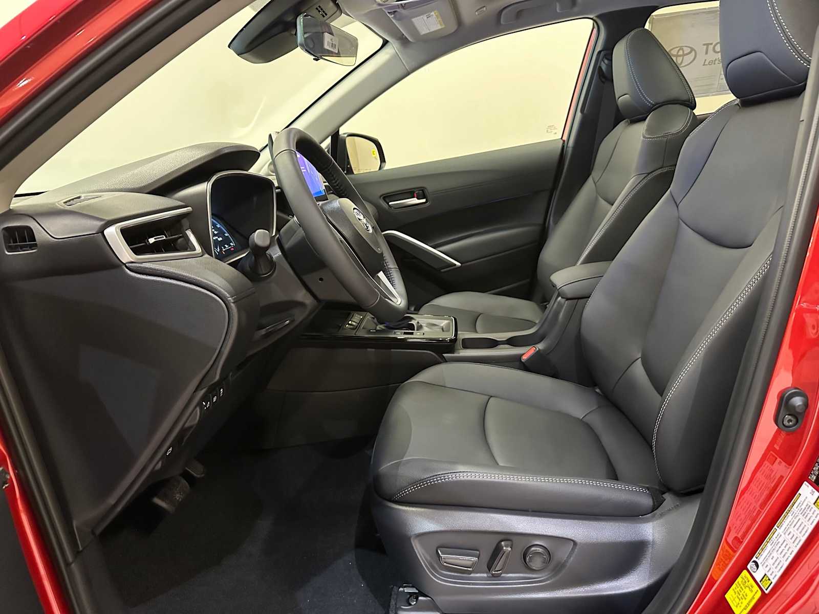 Thumbnail: 2026 Toyota Corolla Cross - 21