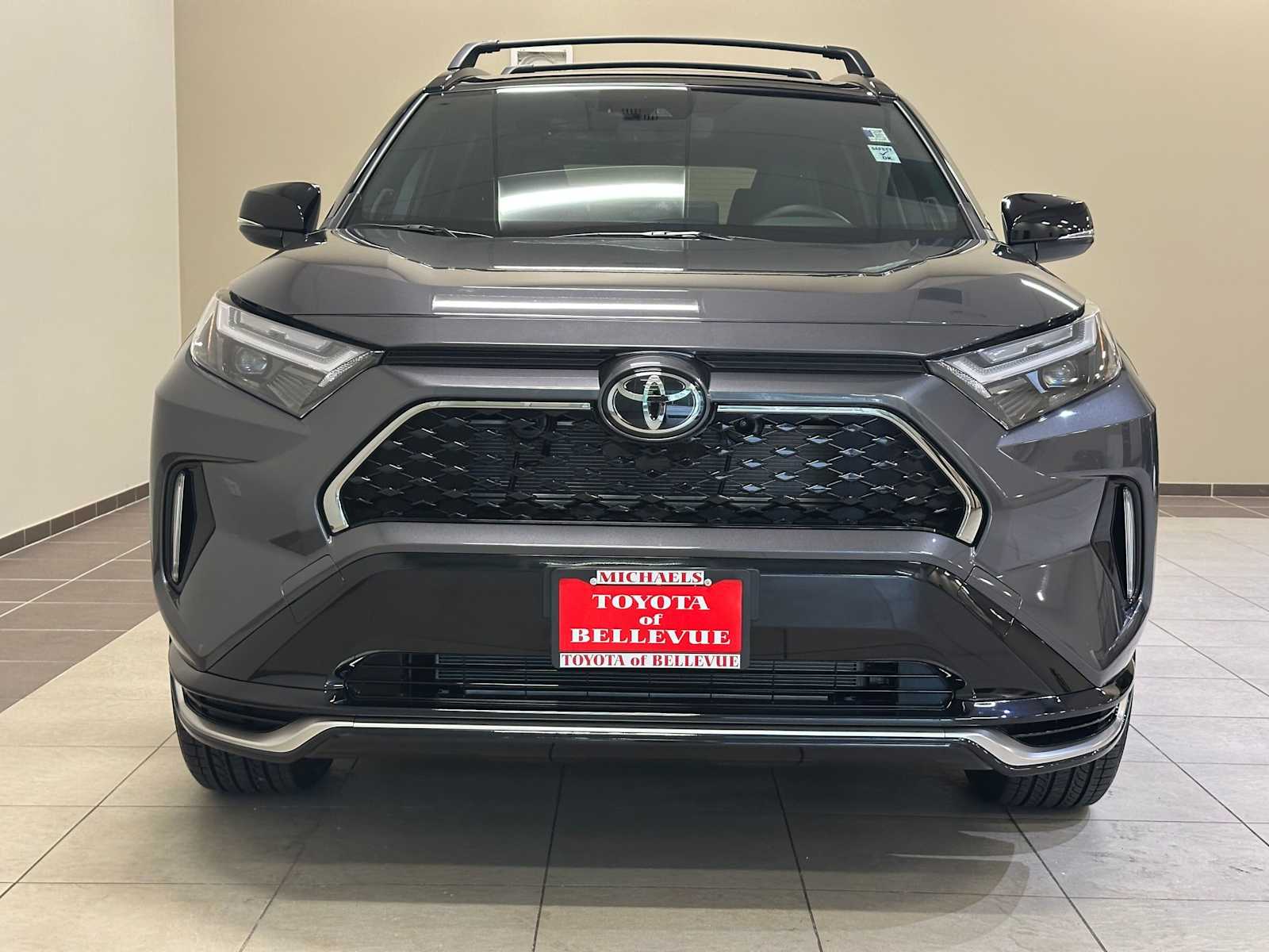 Thumbnail: 2025 Toyota RAV4 - 6