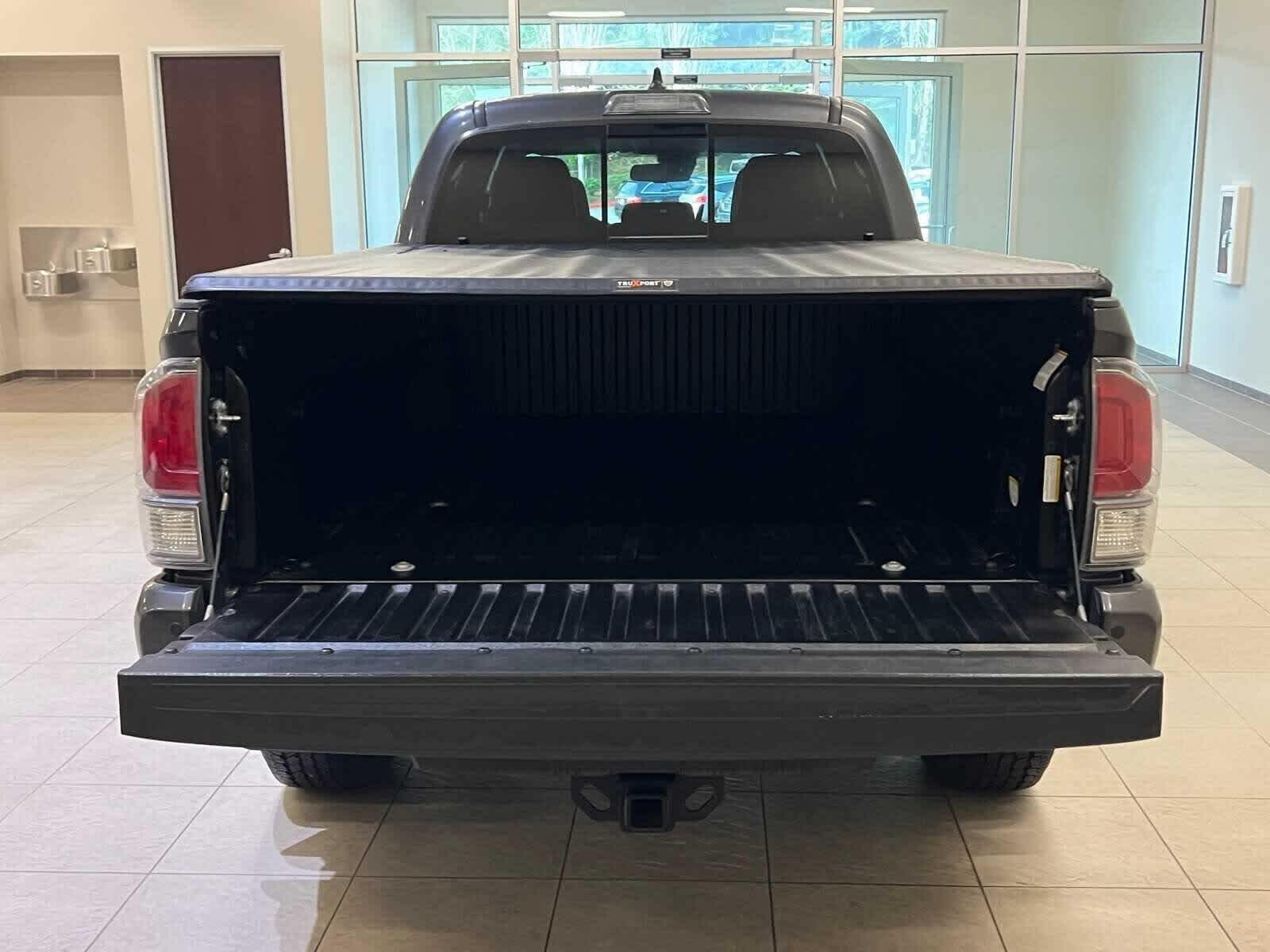 Thumbnail: 2023 Toyota Tacoma - 25