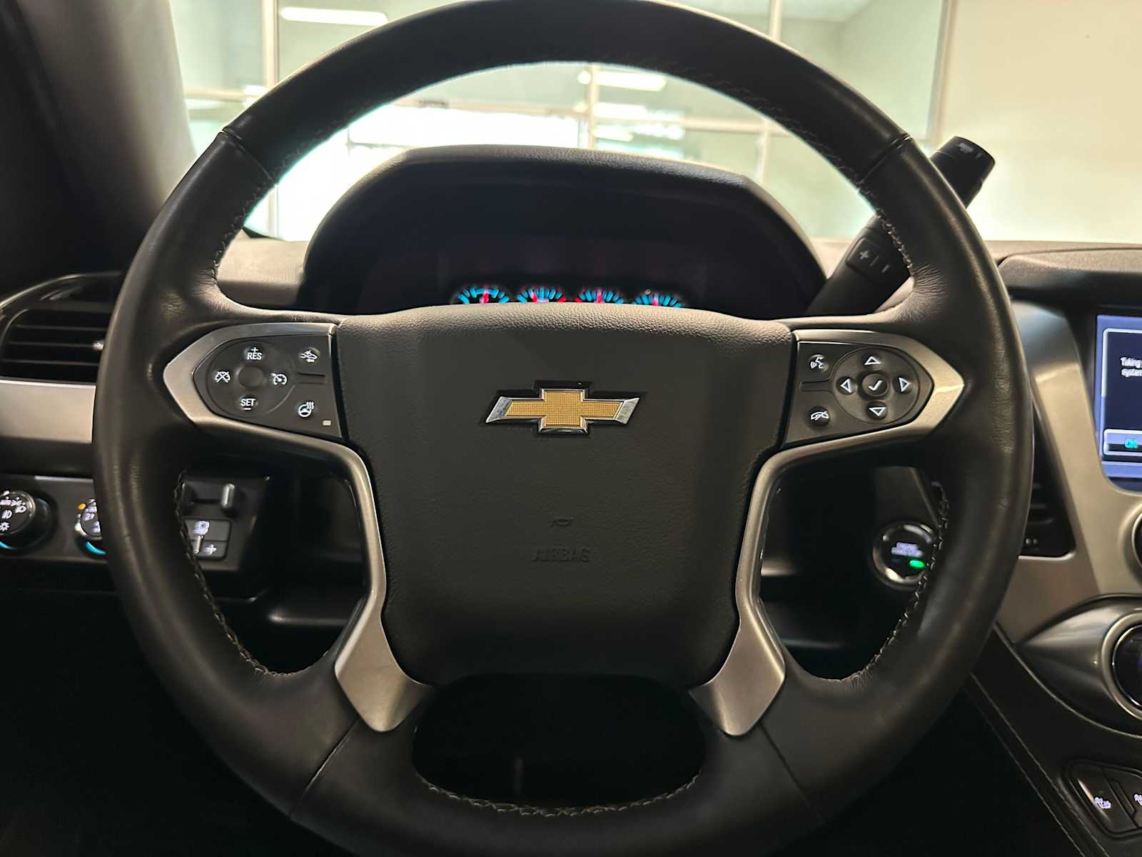 Thumbnail: 2015 Chevrolet Suburban - 11