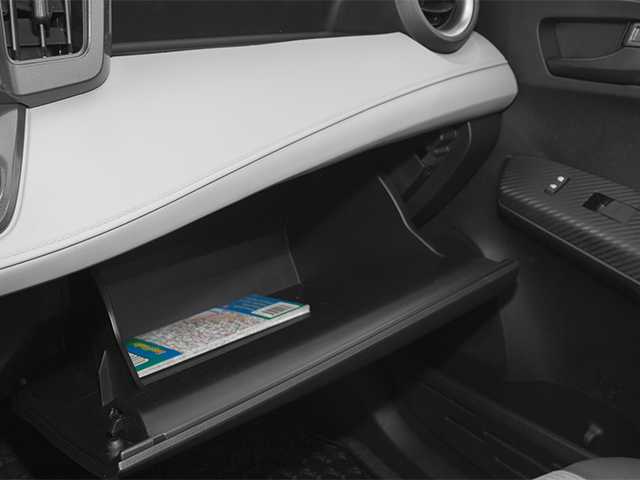 Thumbnail: 2014 Toyota RAV4 - 17