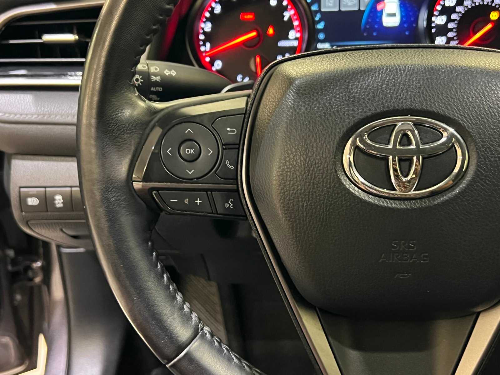 Thumbnail: 2021 Toyota Camry - 21