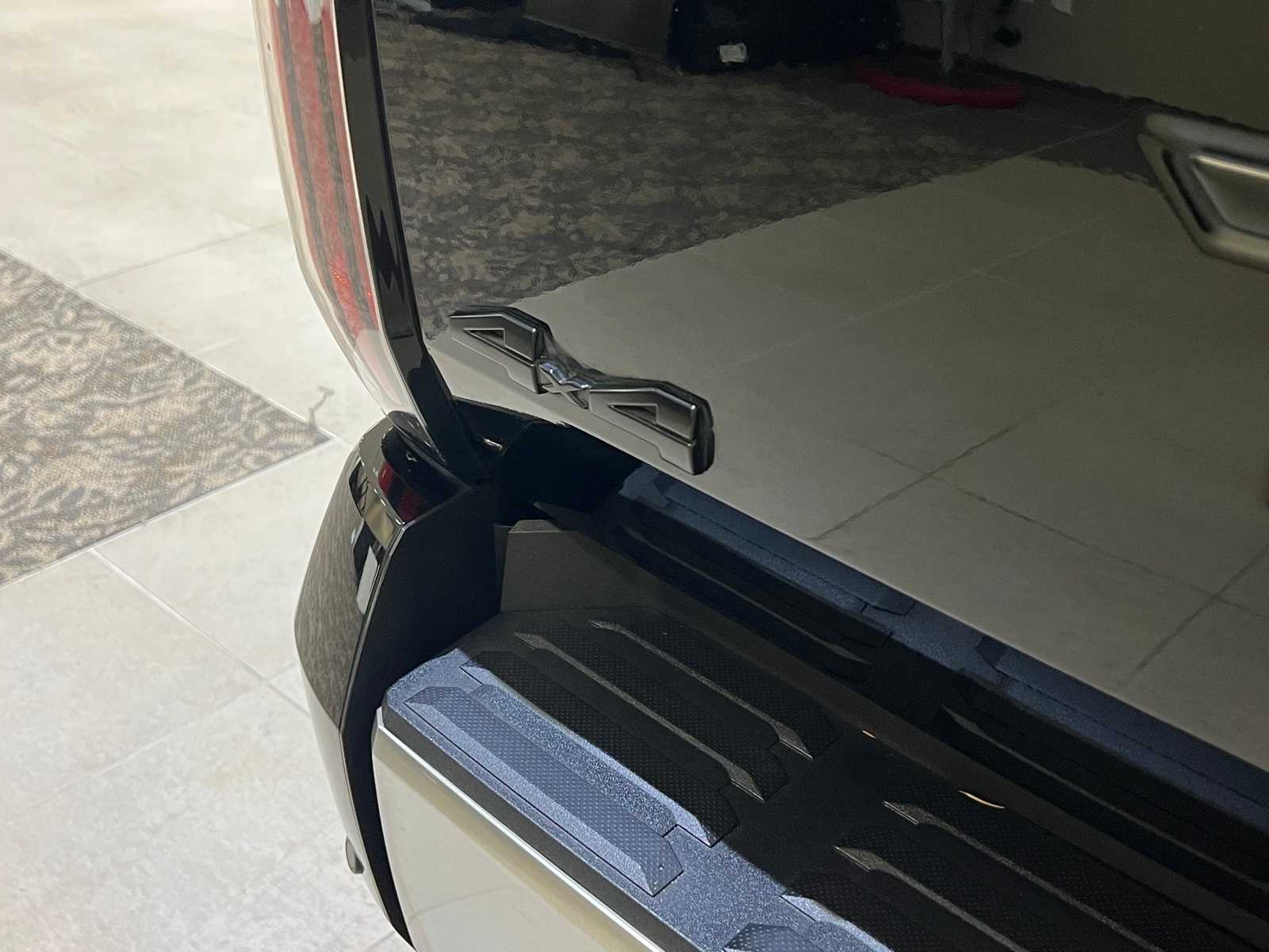 Thumbnail: 2022 Toyota Tundra - 6