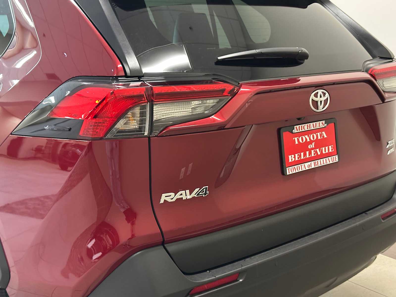 Thumbnail: 2025 Toyota RAV4 - 7