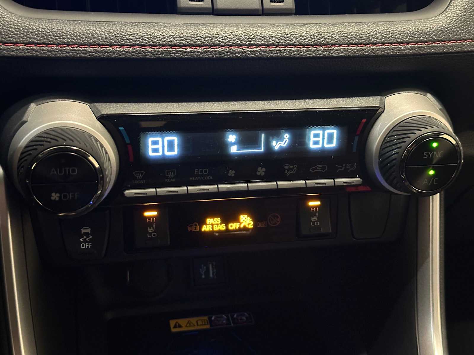 Thumbnail: 2025 Toyota RAV4 - 15