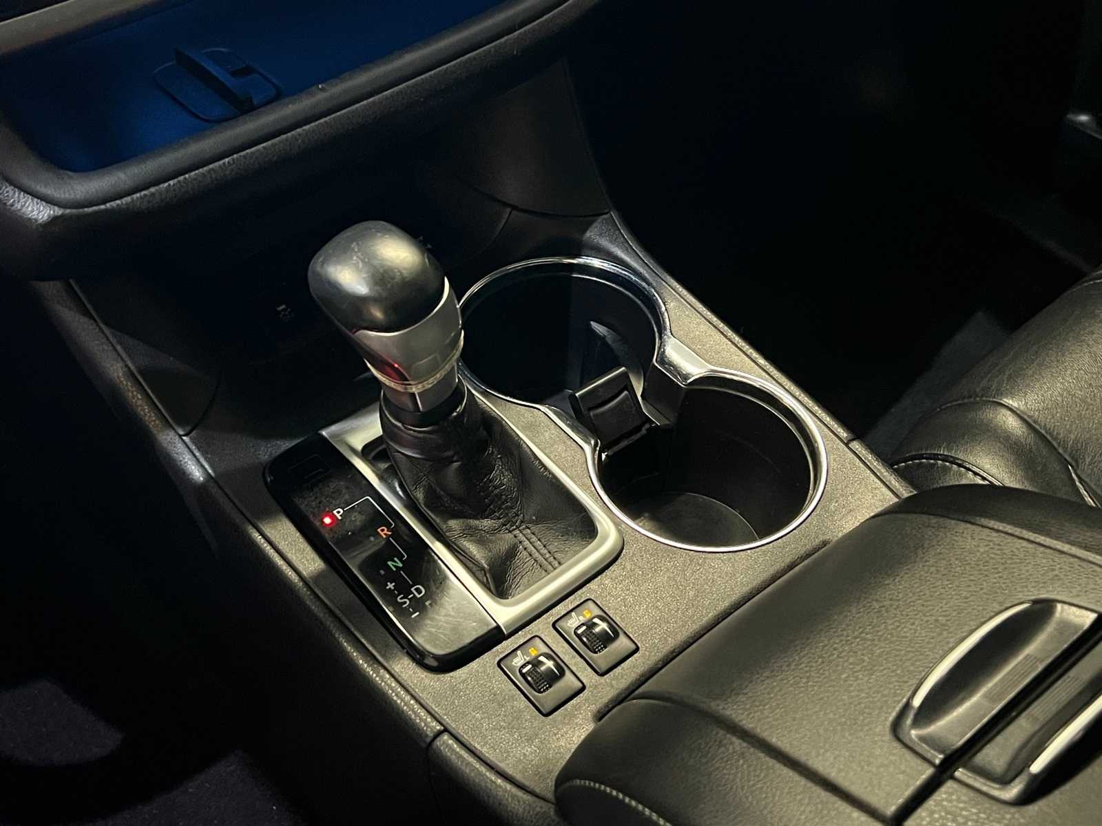 Thumbnail: 2018 Toyota Highlander - 23