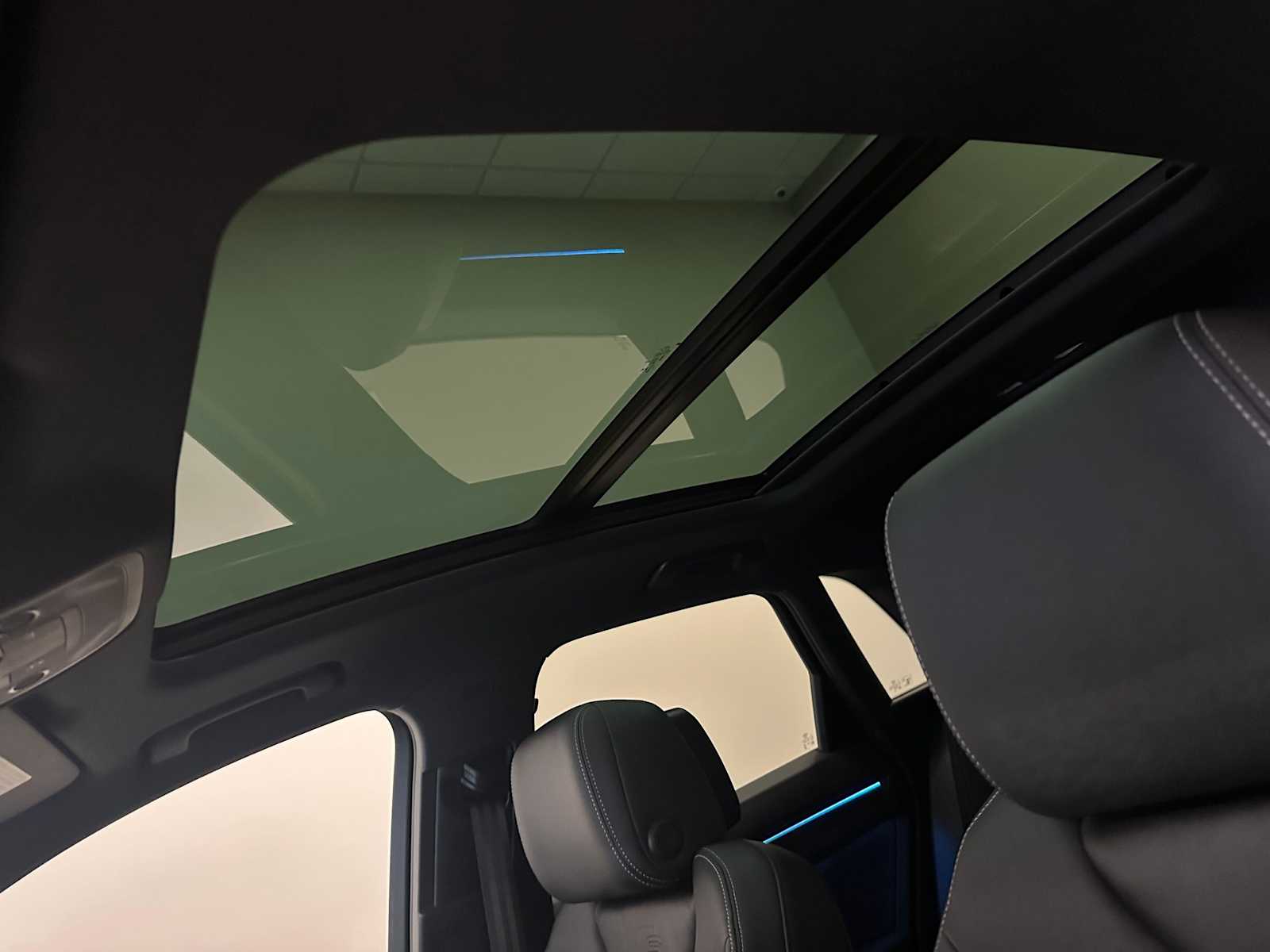 Thumbnail: 2022 Audi Q3 - 20