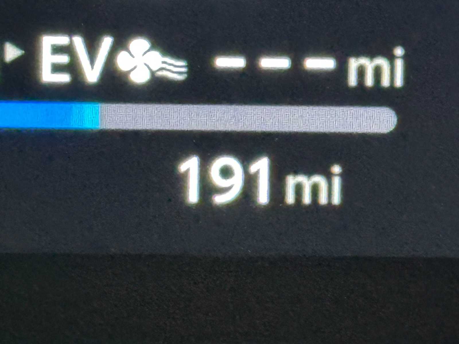 Thumbnail: 2025 Toyota RAV4 - 20