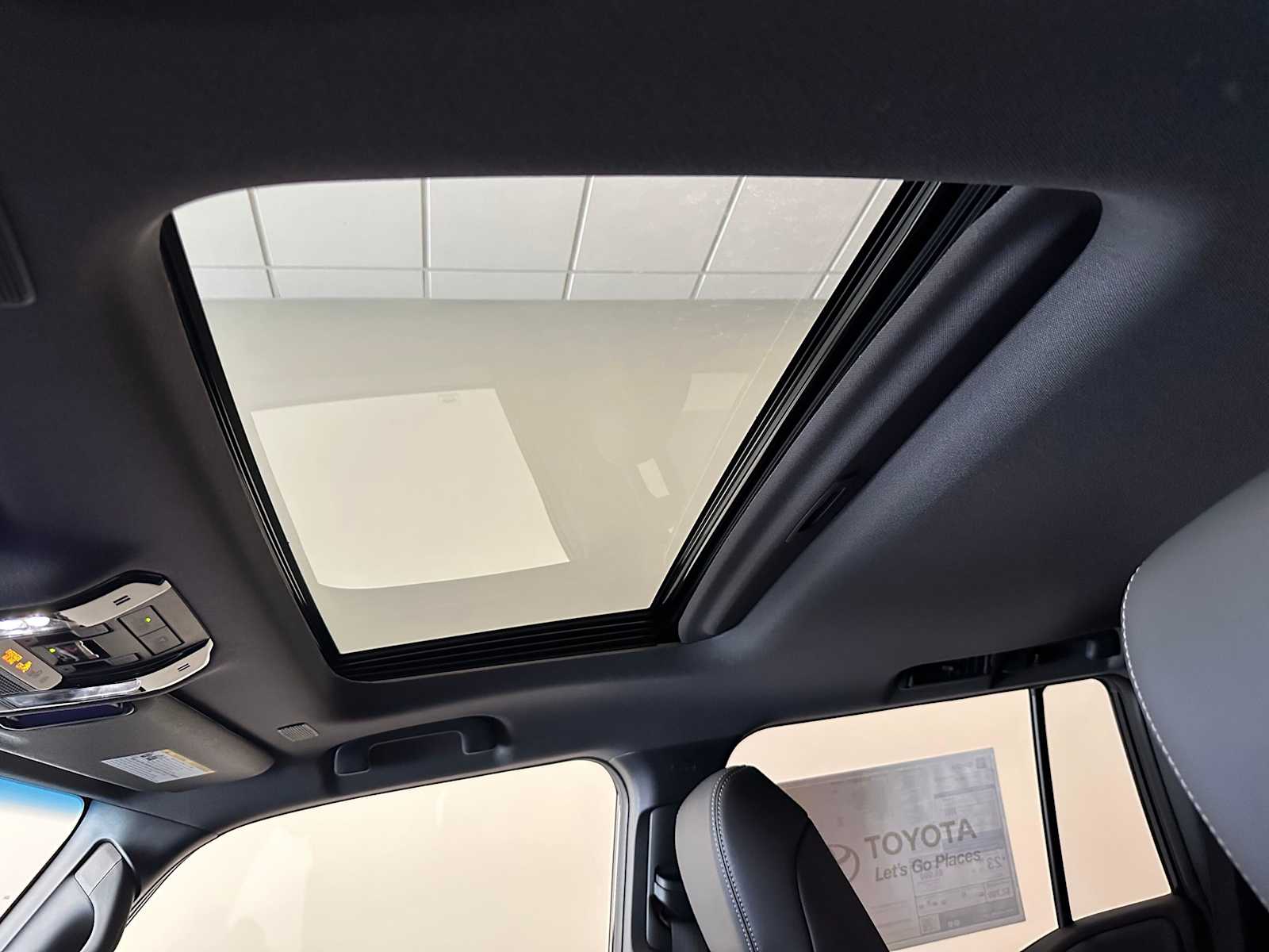 Thumbnail: 2026 Toyota Land Cruiser - 21