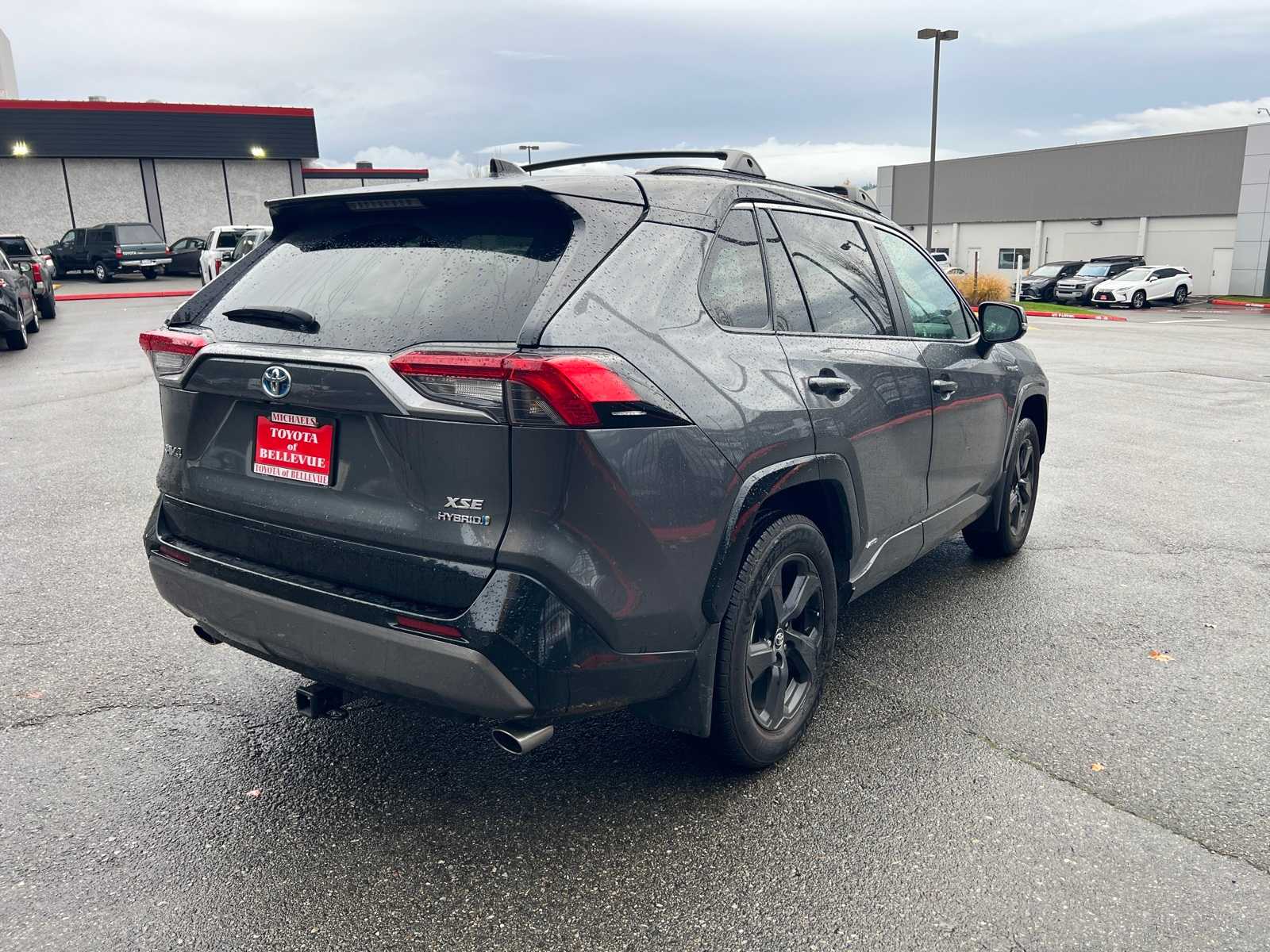 Thumbnail: 2020 Toyota RAV4 - 8