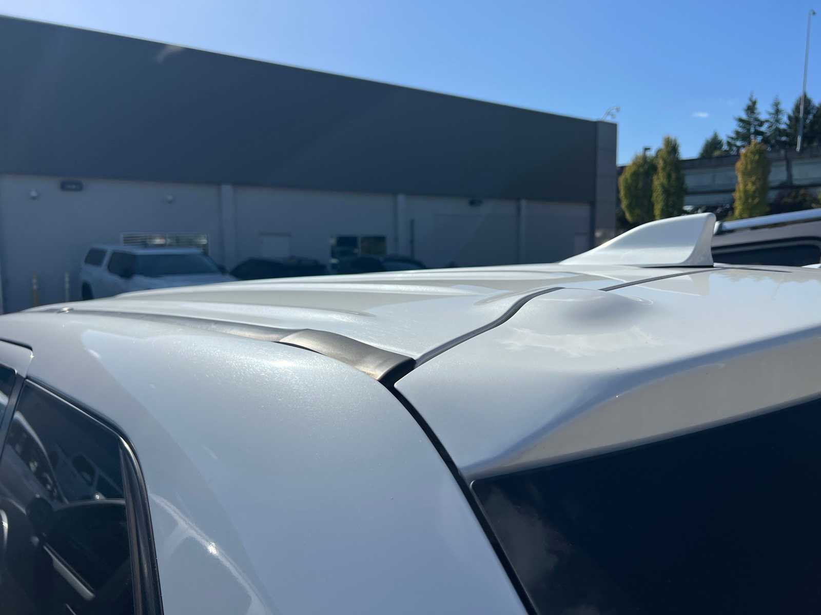 Thumbnail: 2018 Mitsubishi Outlander - 10