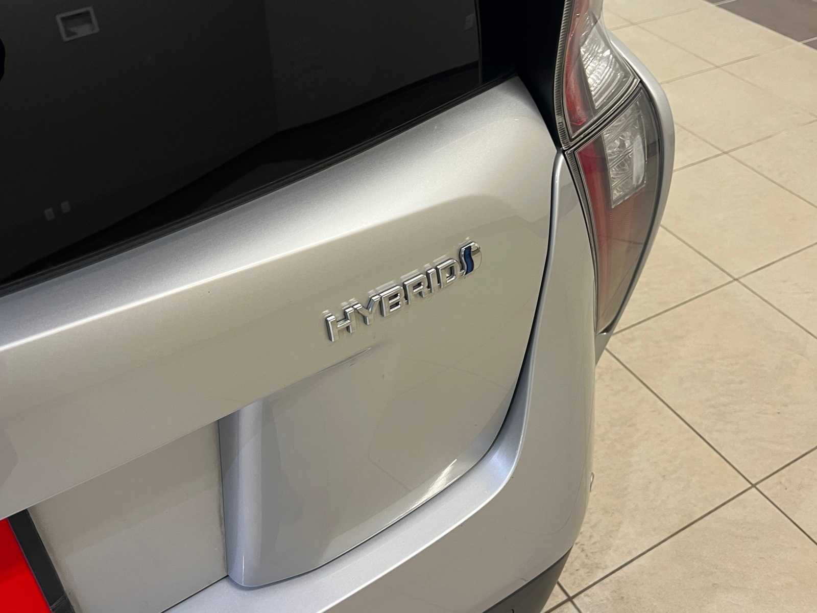 Thumbnail: 2017 Toyota Prius - 6