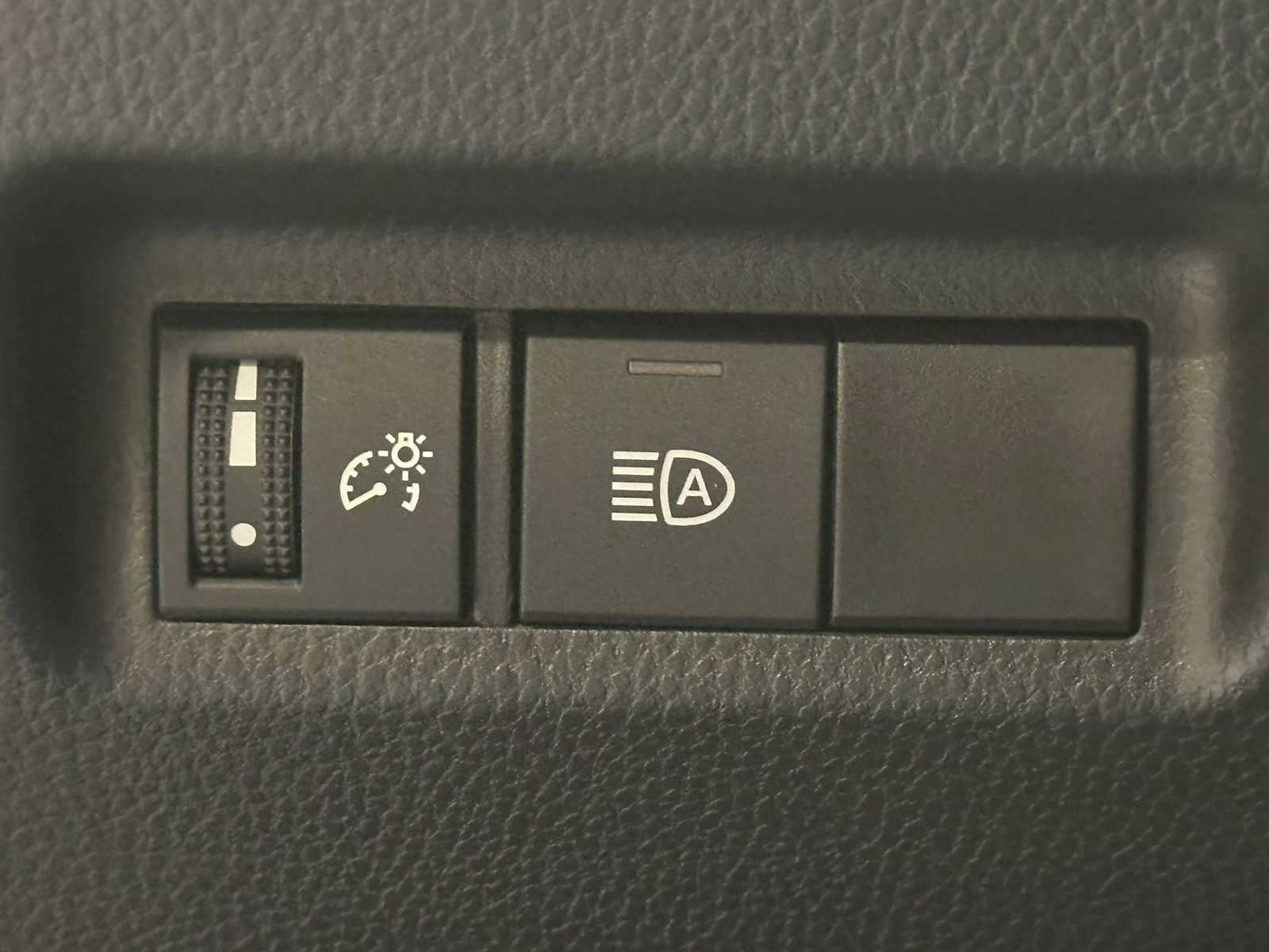 Thumbnail: 2024 Toyota RAV4 - 18