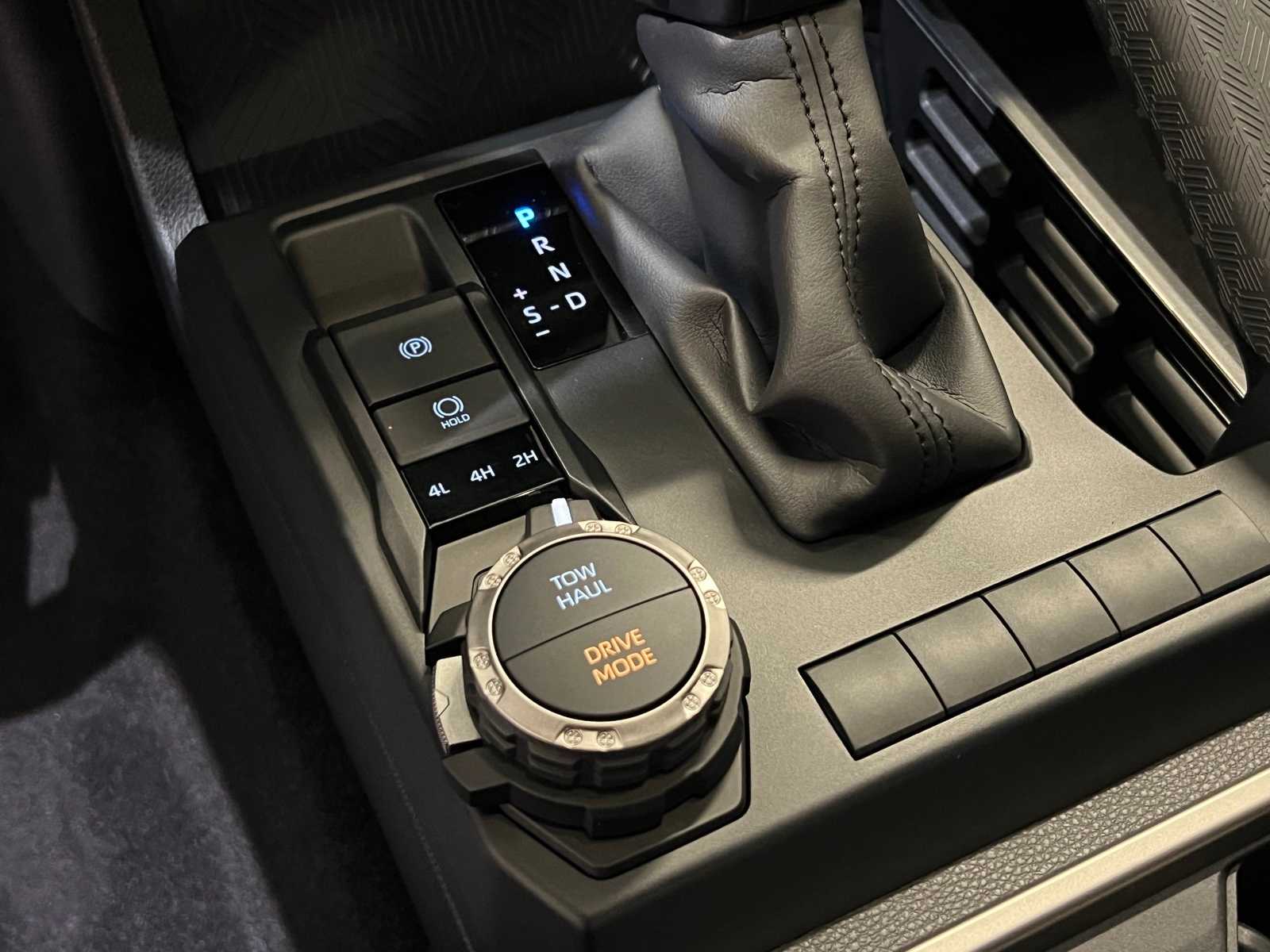 Thumbnail: 2025 Toyota 4Runner - 24