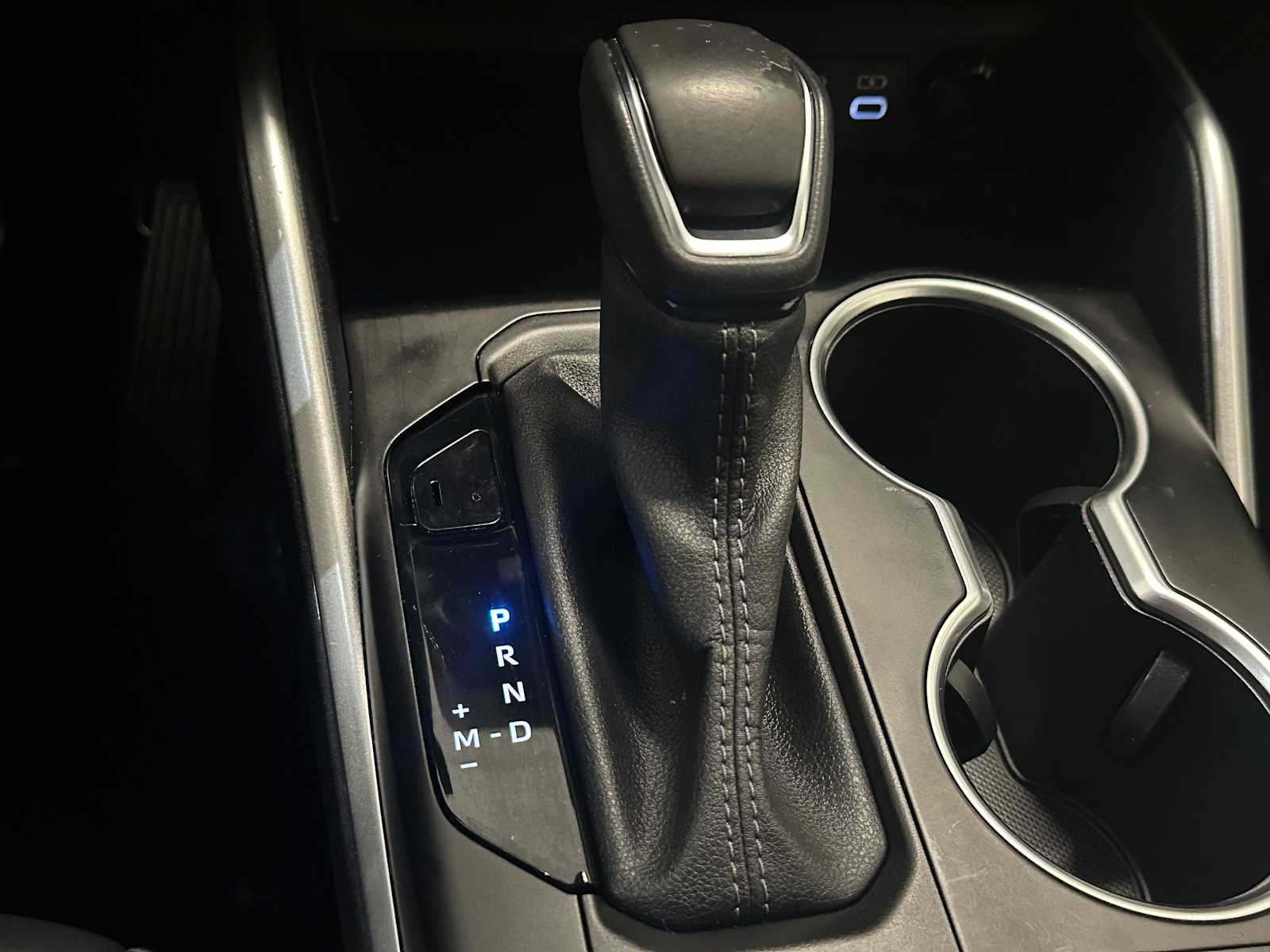 Thumbnail: 2023 Toyota Highlander - 15