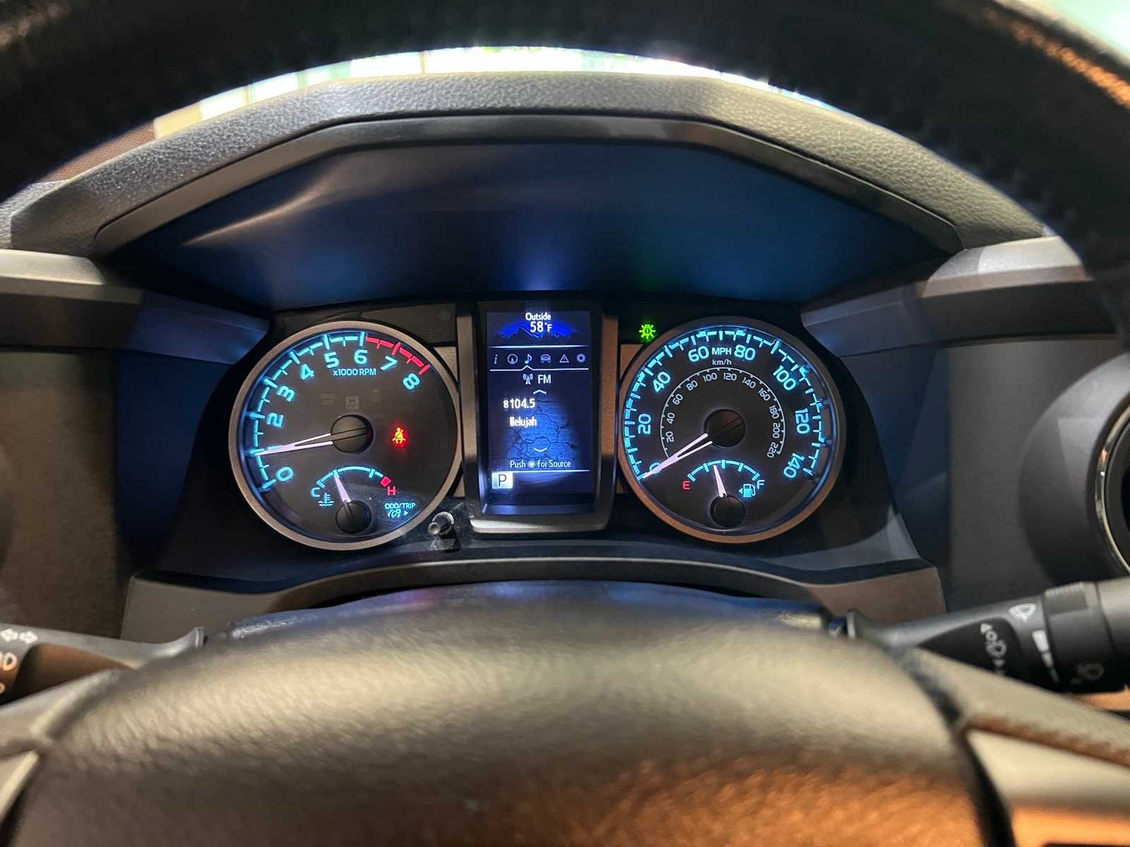 Thumbnail: 2020 Toyota Tacoma - 19