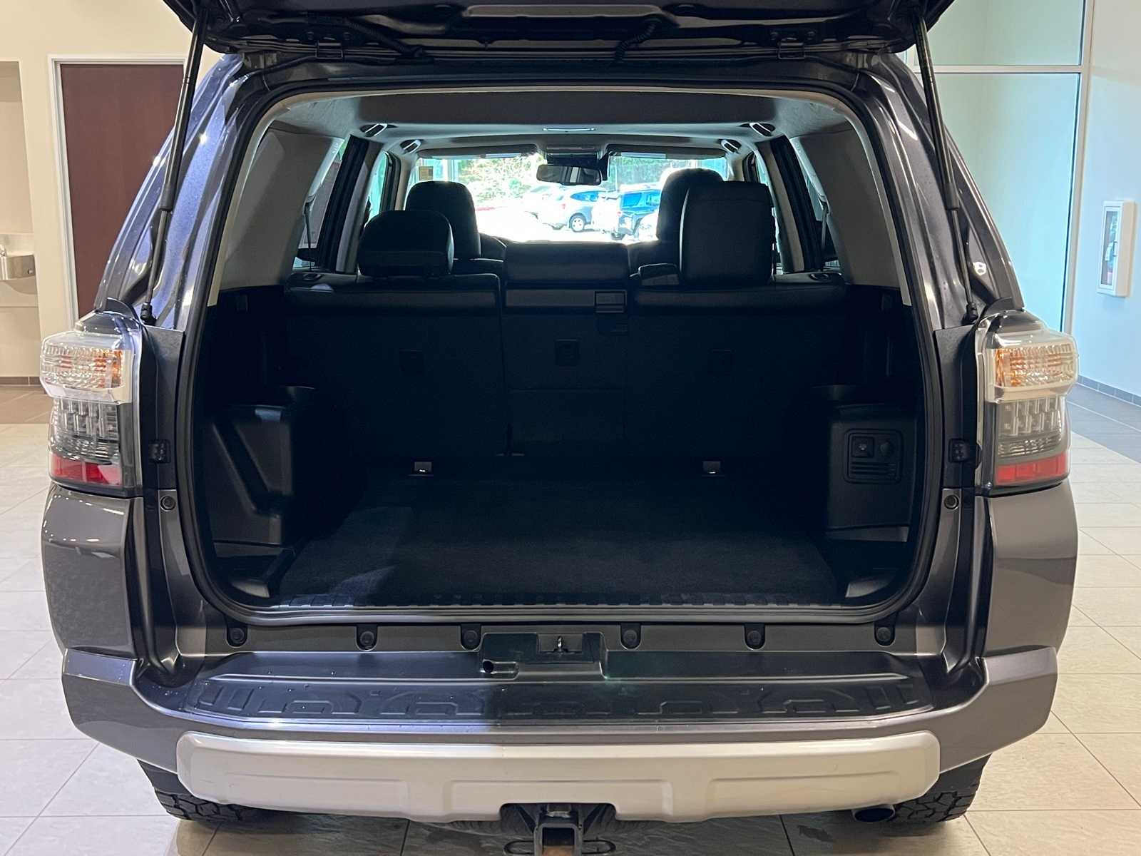 Thumbnail: 2021 Toyota 4Runner - 29