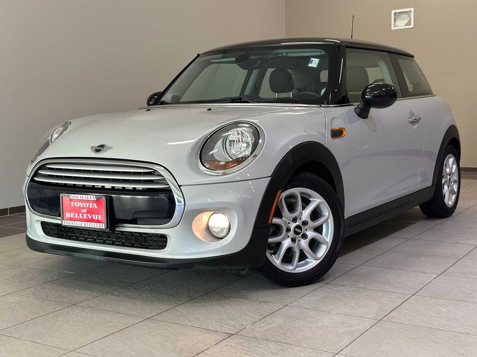 2014 MINI Cooper Hardtop  -
                  Bellevue, WA