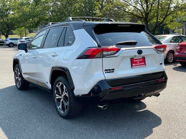 2024 Toyota RAV4 Prime XSE 4