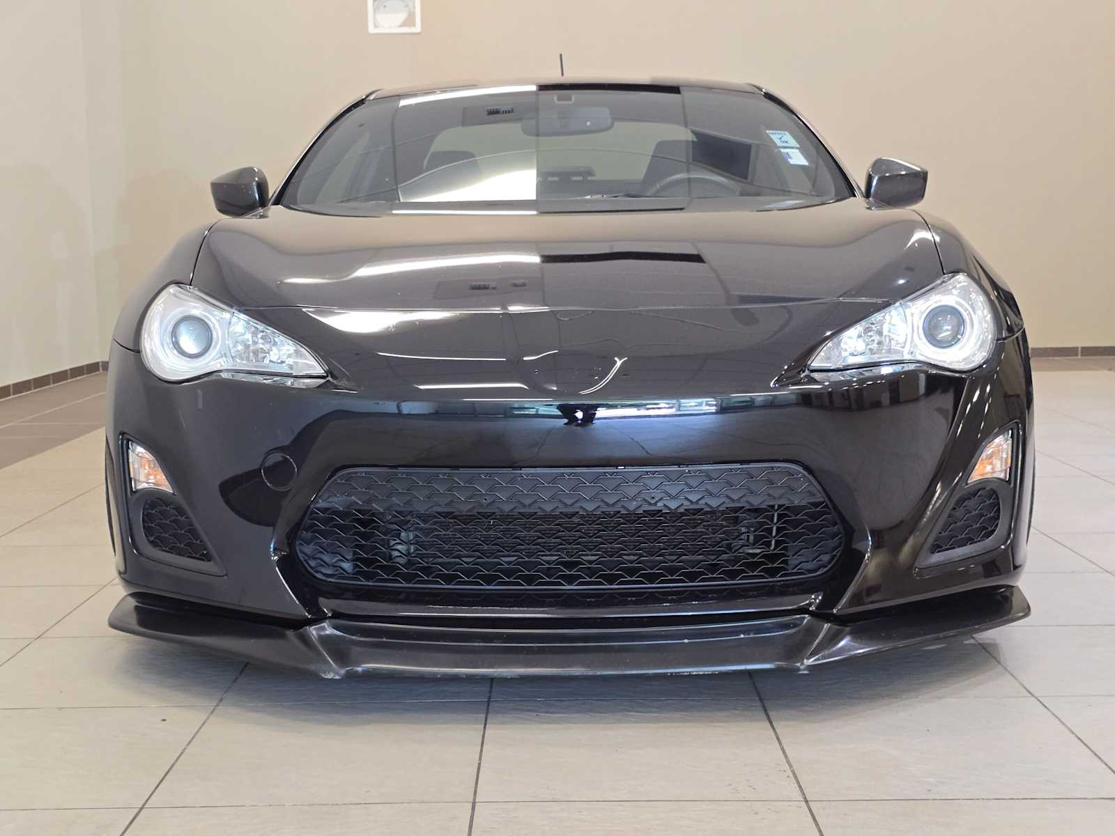 Thumbnail: 2013 Scion FR-S - 6