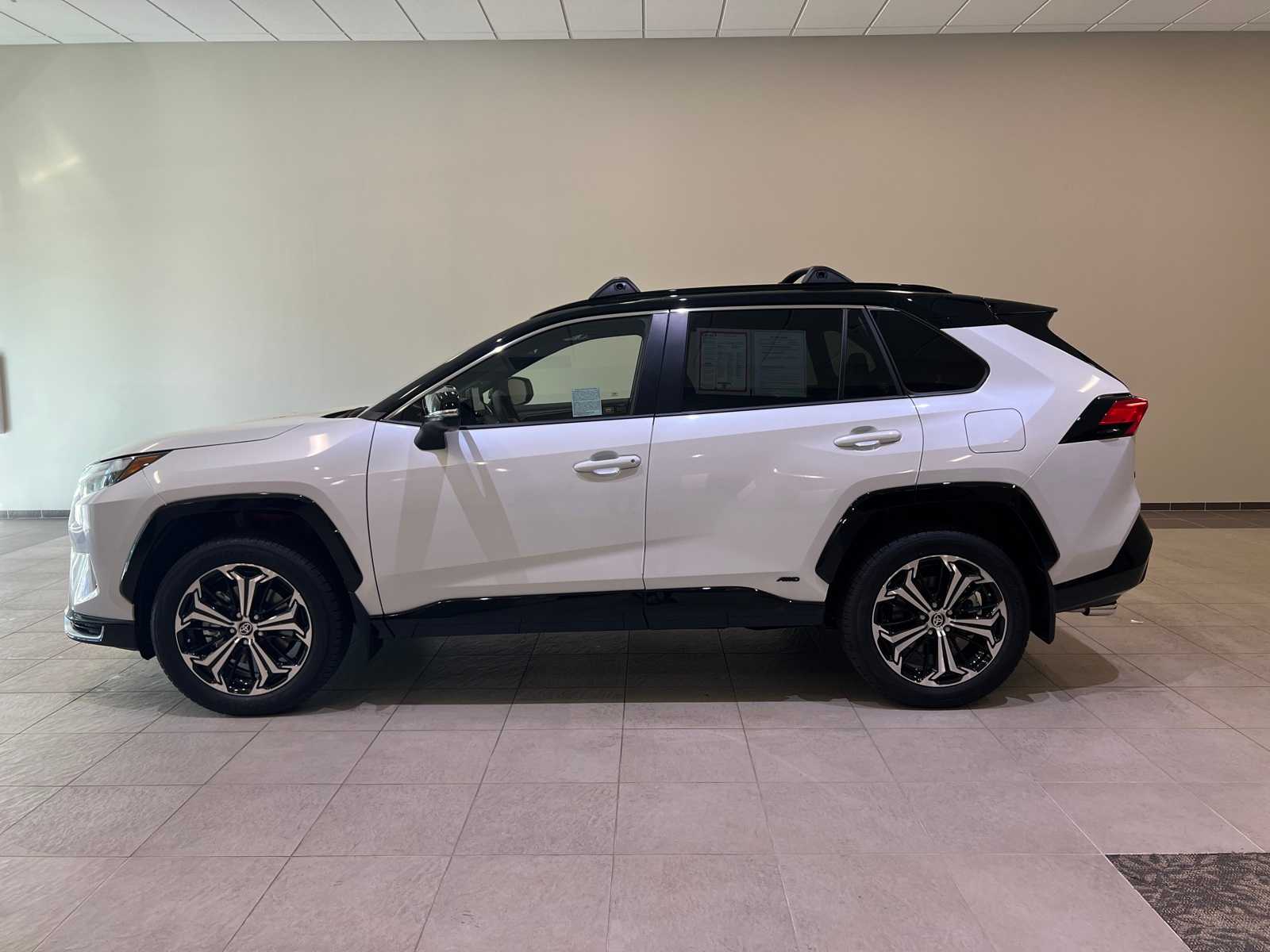 Thumbnail: 2025 Toyota RAV4 - 3