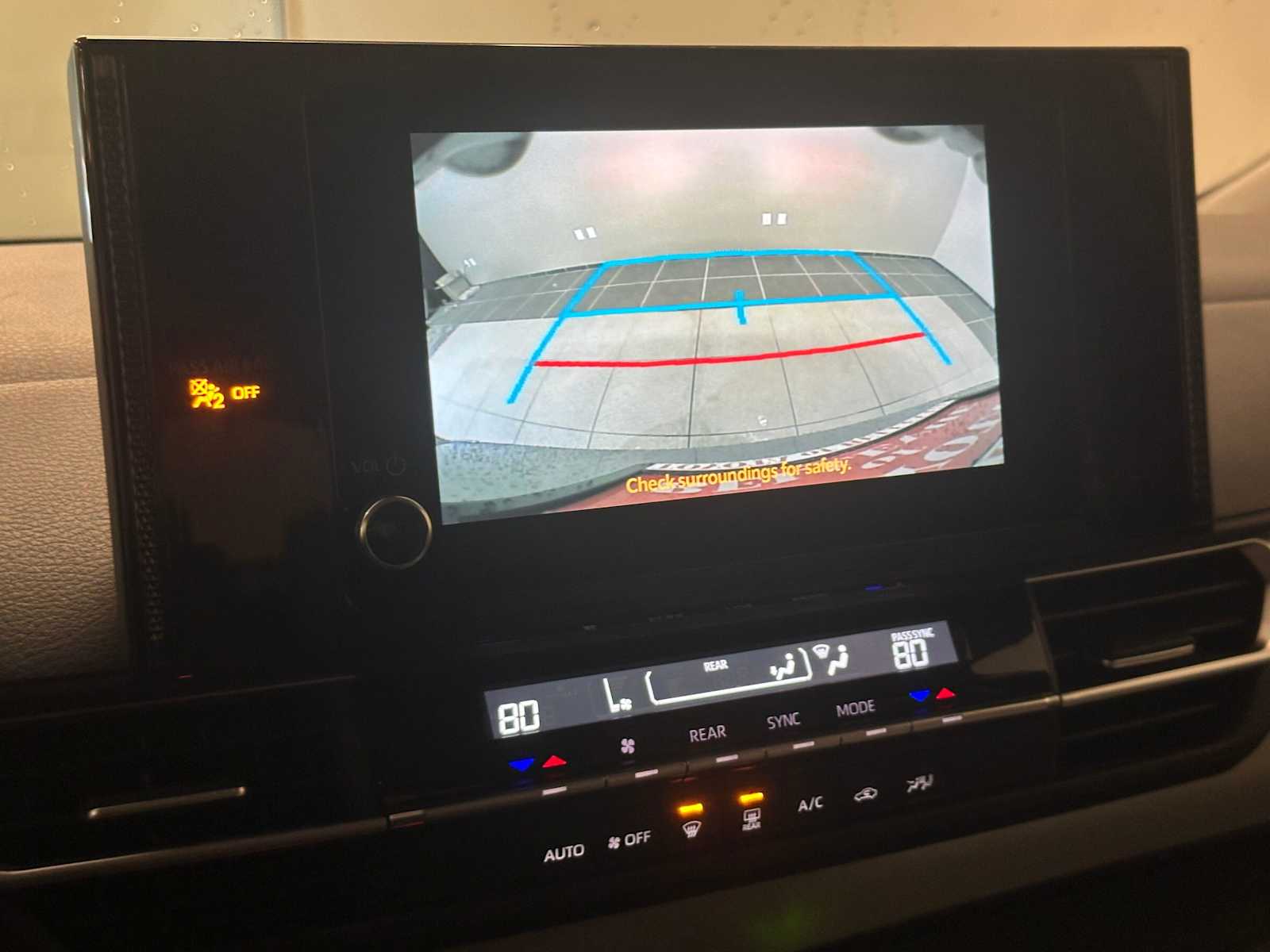 Thumbnail: 2025 Toyota Sienna - 13