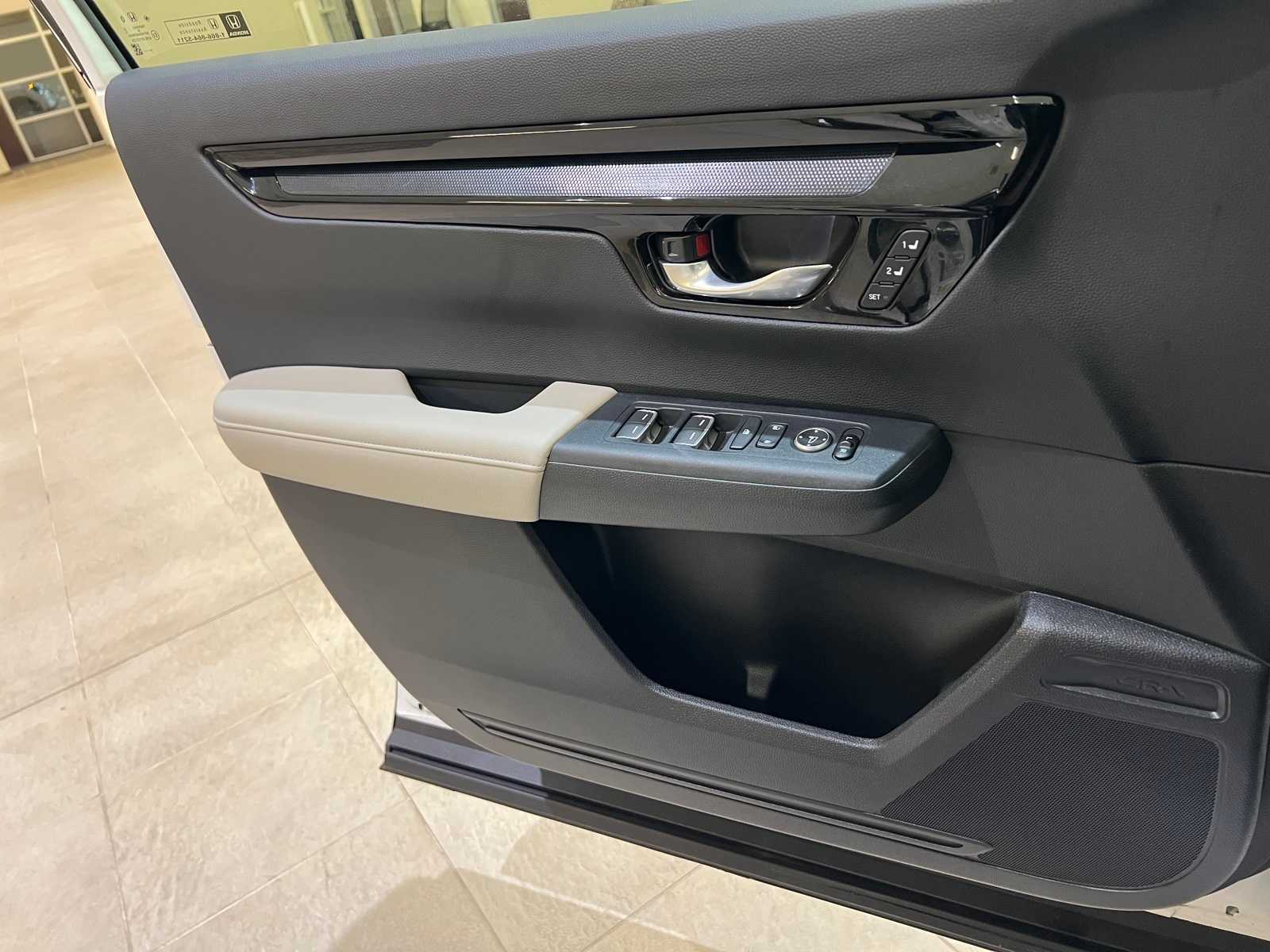 Thumbnail: 2025 Honda CR-V - 18